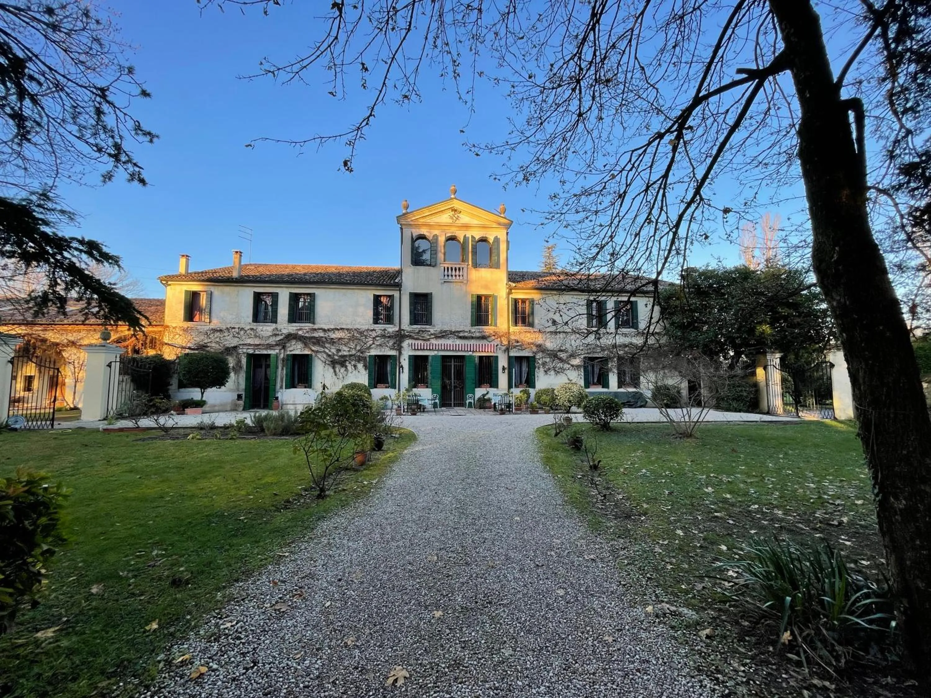 Facade/entrance in B&B Villa Gradenigo