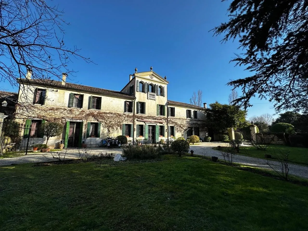 Property building in B&B Villa Gradenigo