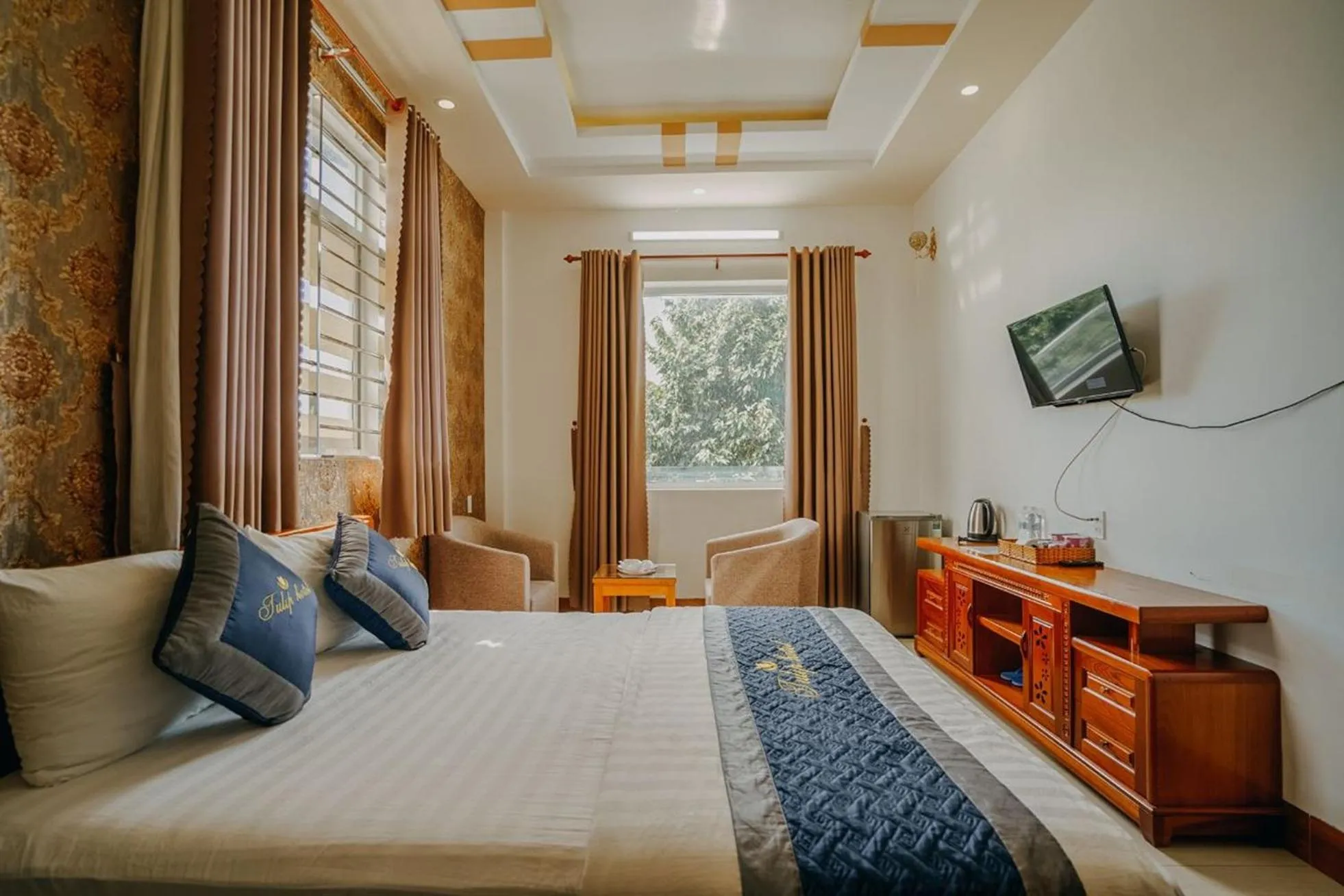 Photo of the whole room, Bed in Tulip Hotel