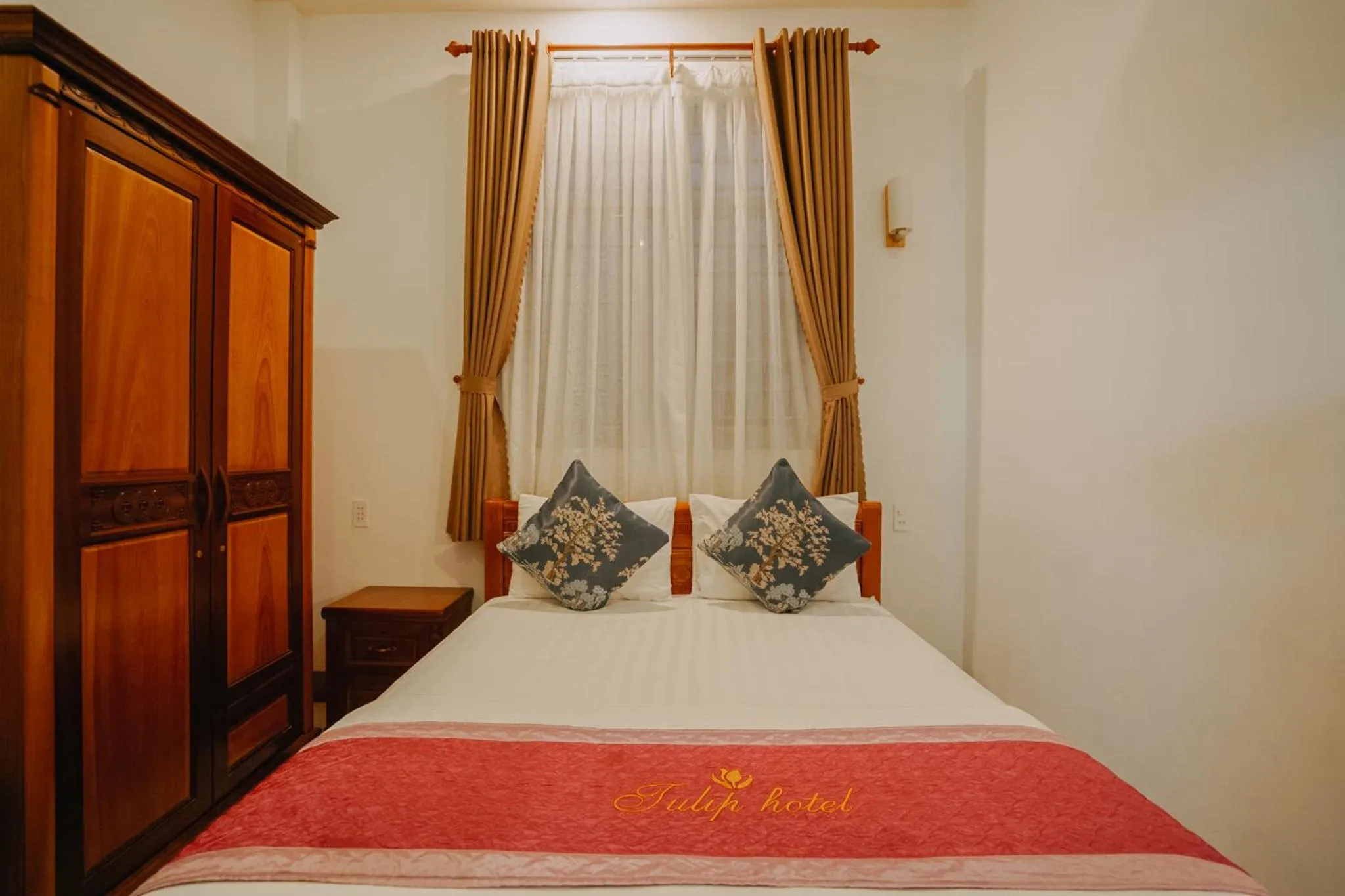 Photo of the whole room, Bed in Tulip Hotel