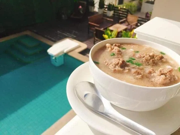 Food, Pool View in 51 Fashion Hotel