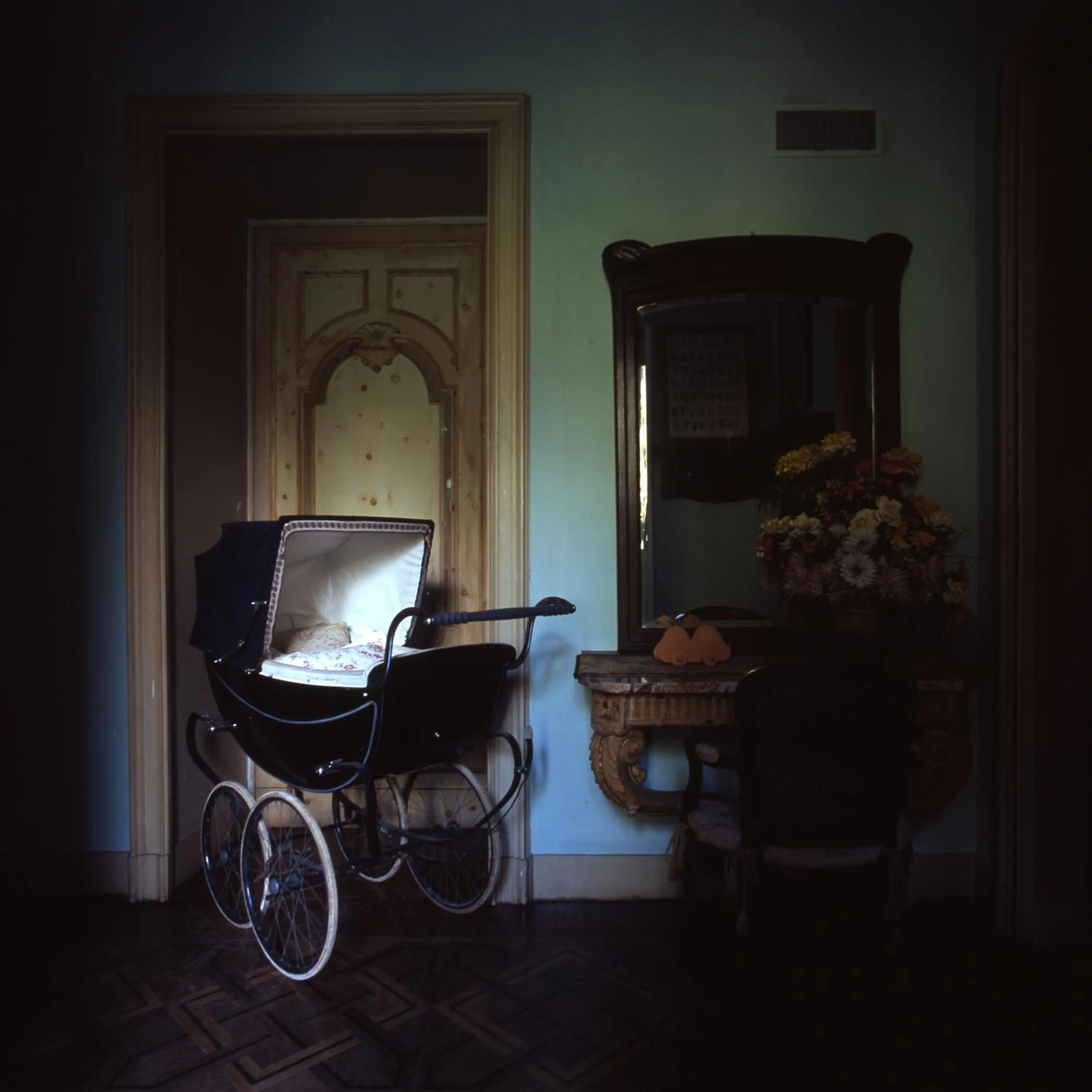 Decorative detail in B&B Villa Cernigliaro Dimora Storica