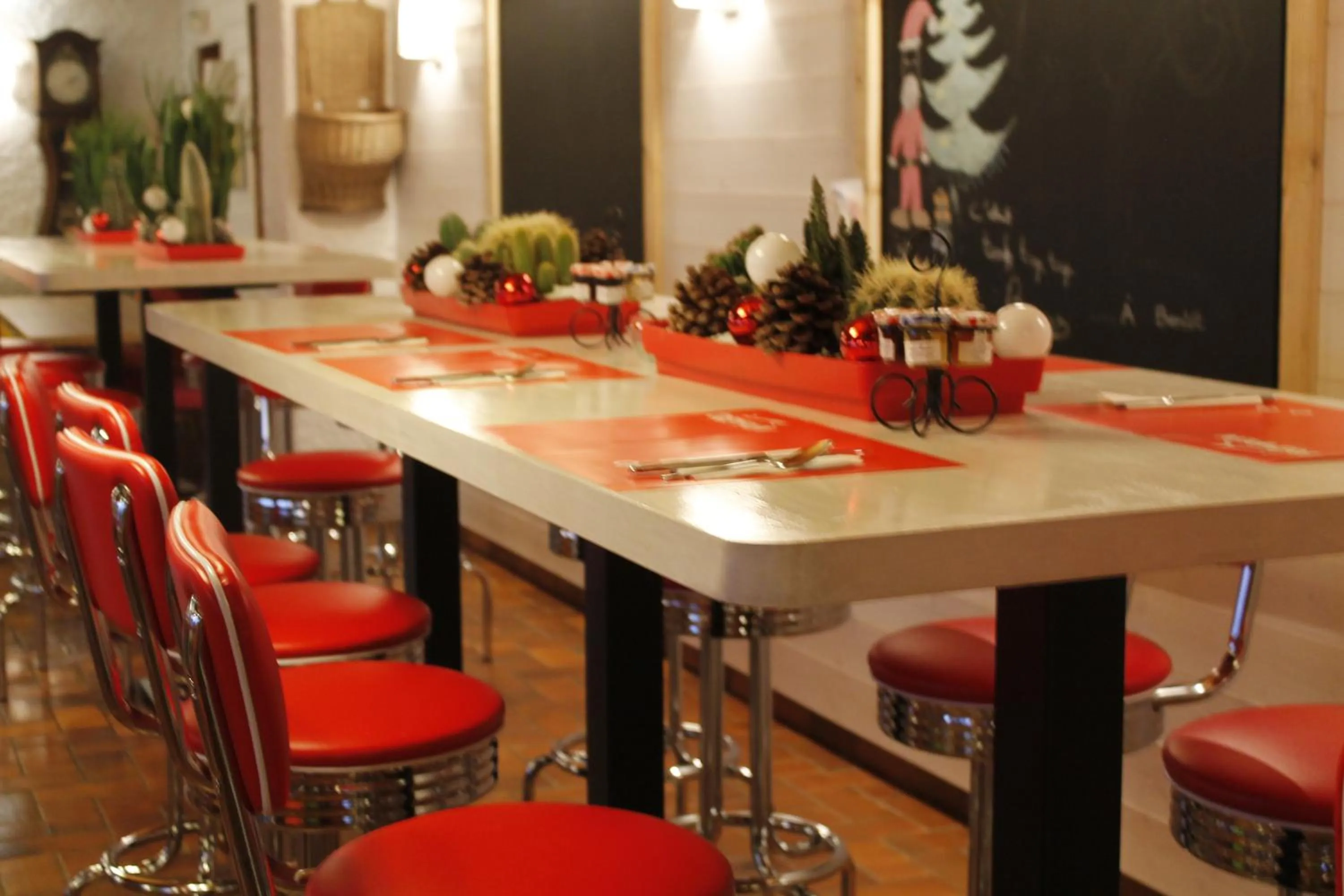 Restaurant/Places to Eat in Hotel Le Tremplin