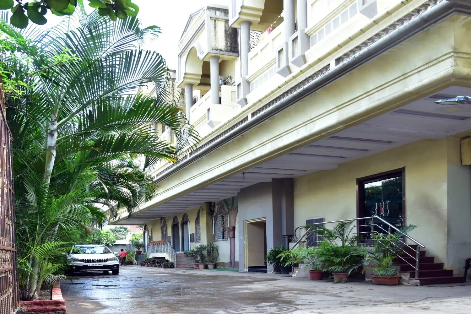 Parking in Hotel Saideep Villas, Shirdi
