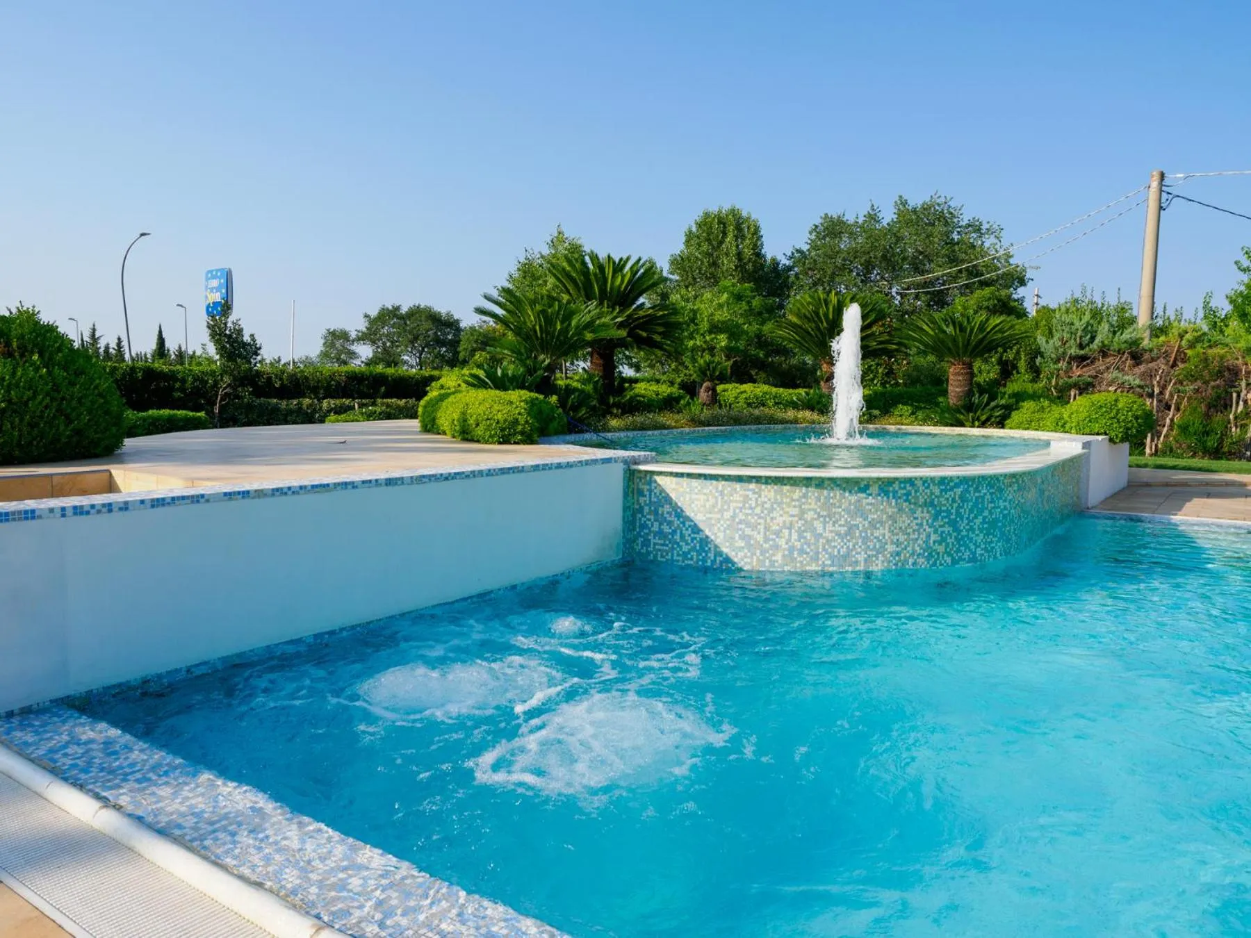 Hot Tub in Hotel Altamira