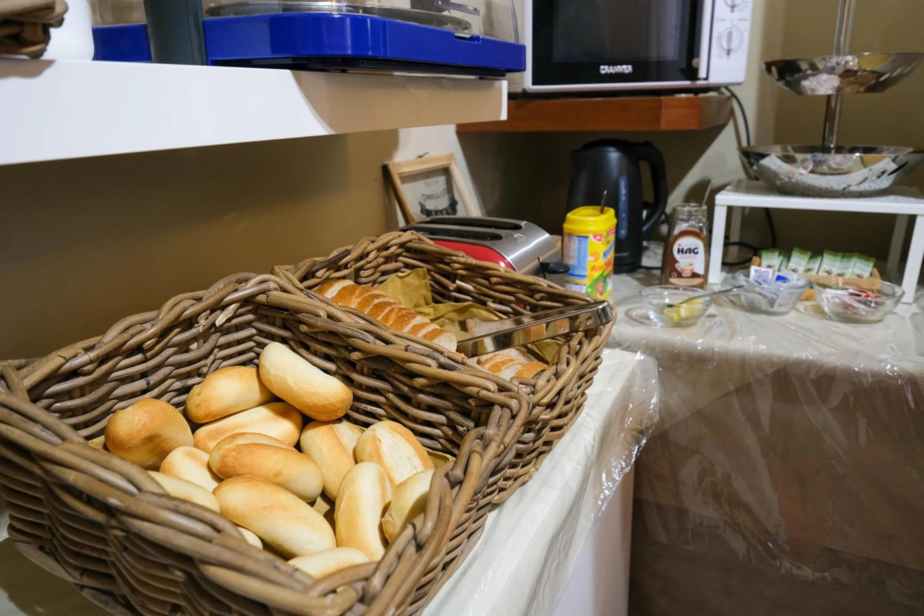 Buffet breakfast in San Tommaso