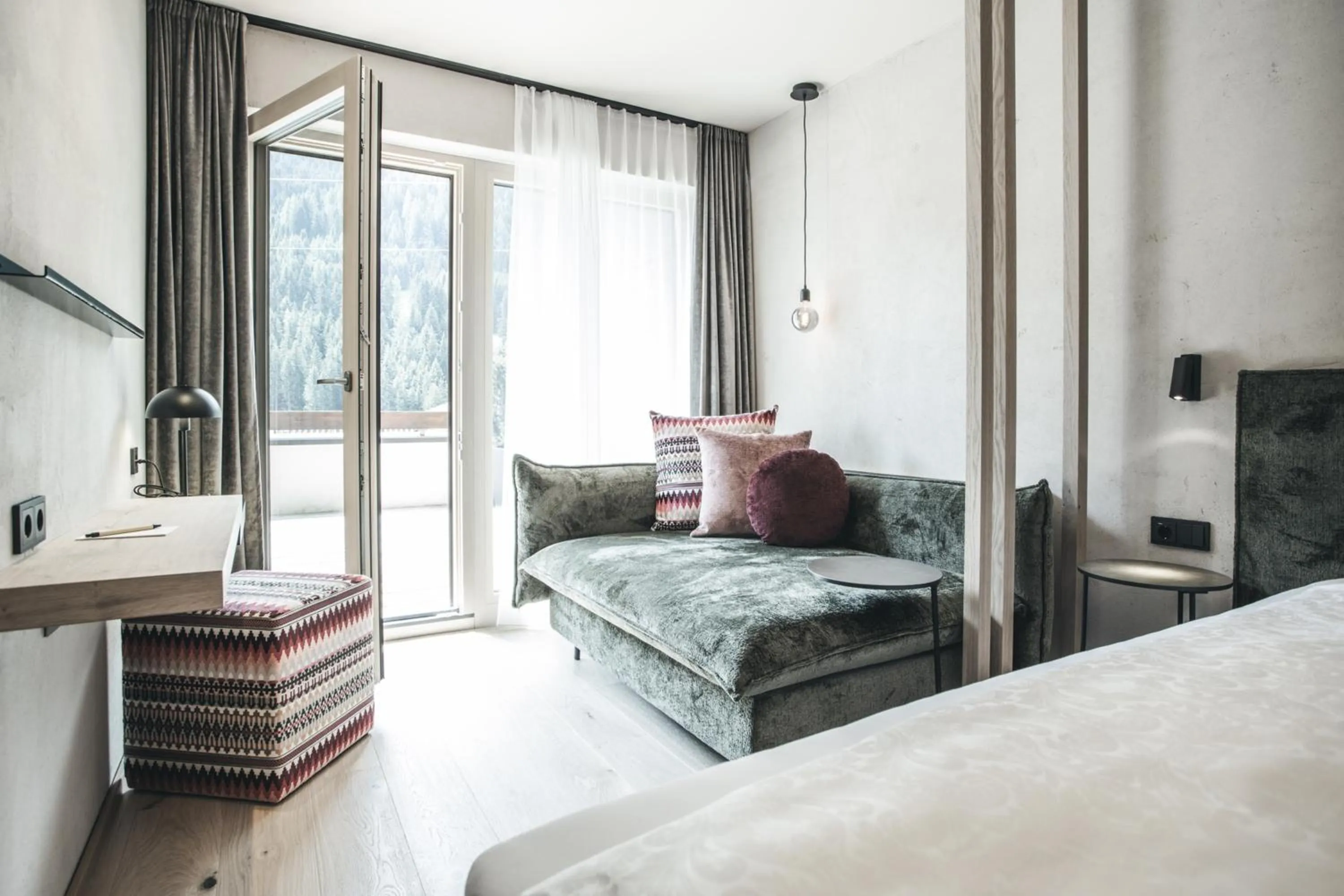 Photo of the whole room, Bed in Hotel zur Pfeffermühle