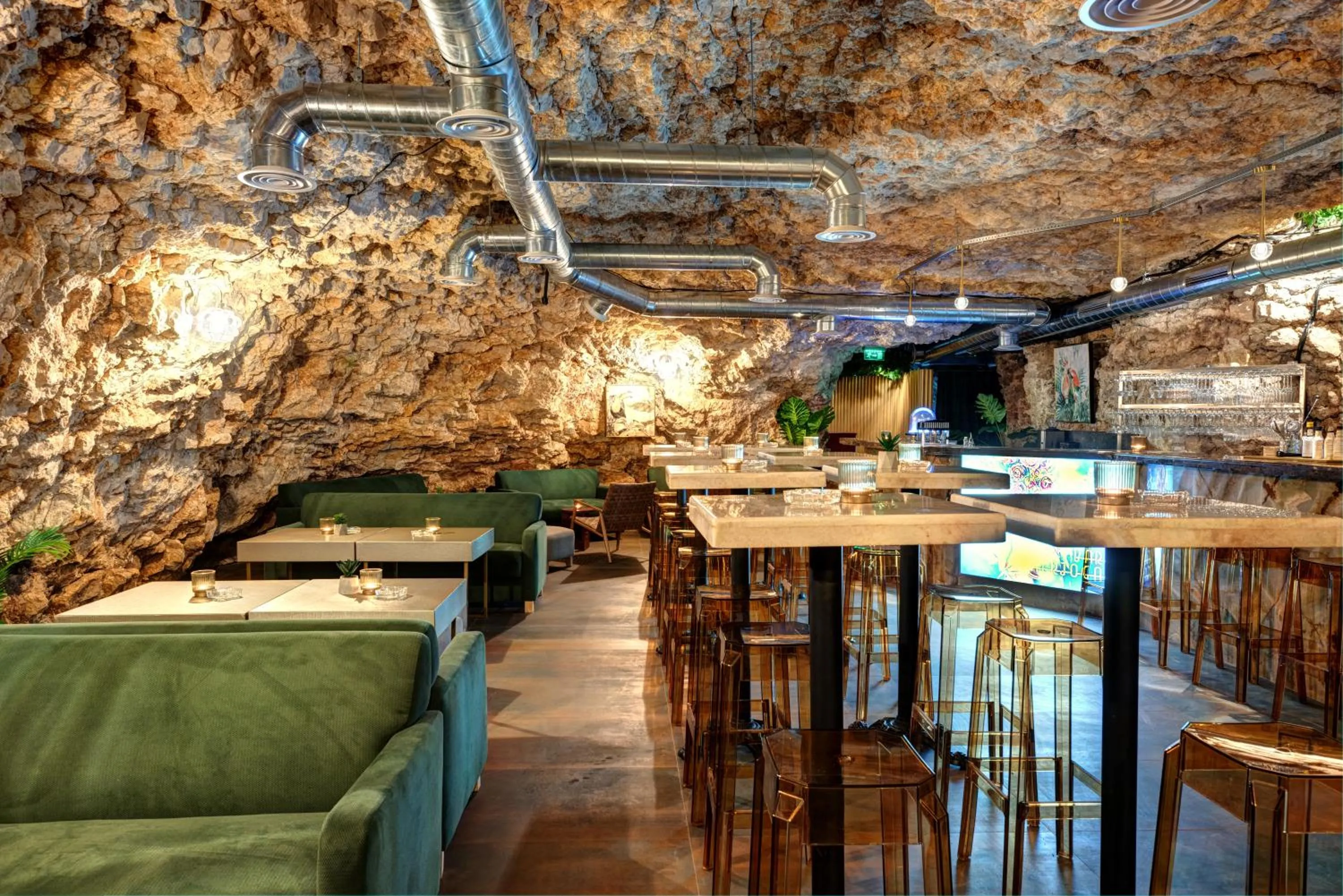 Nightclub / DJ in Park Hotel Kaylaka