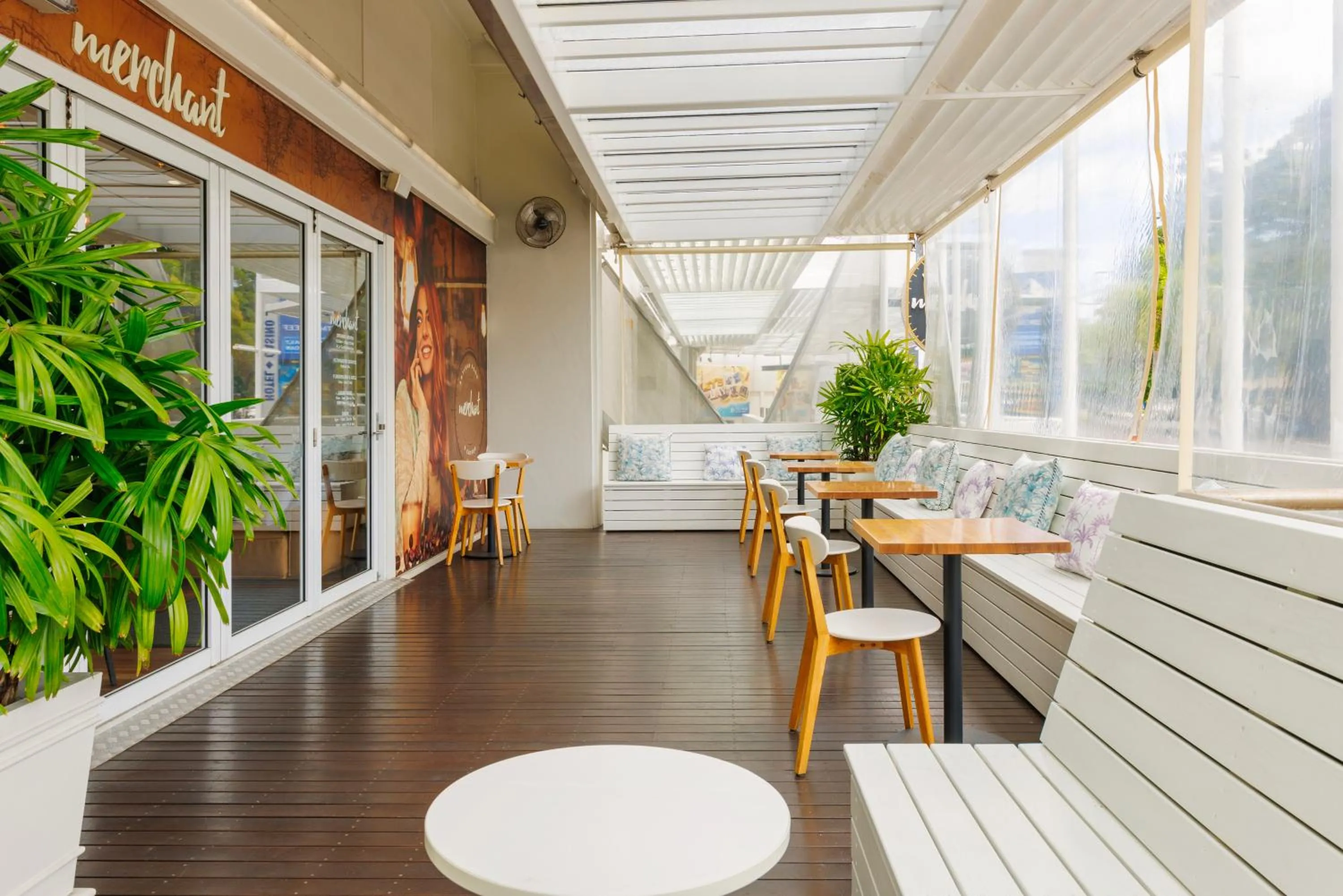 Restaurant/places to eat in Pullman Reef Hotel Casino