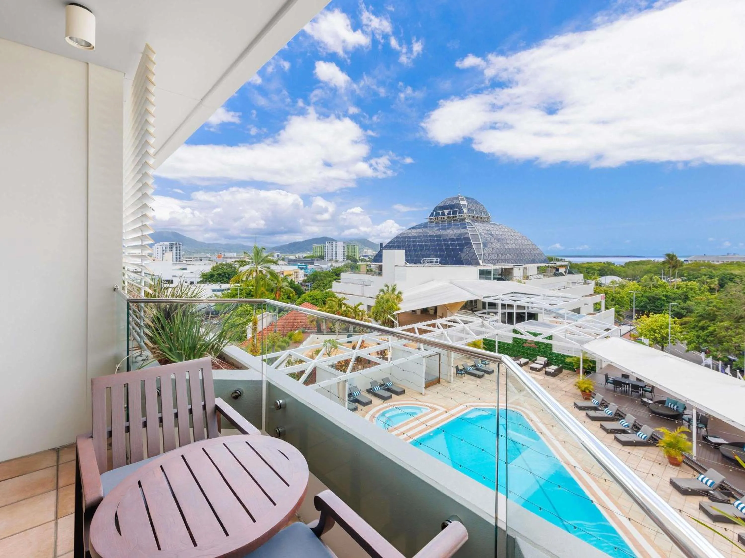 Bedroom in Pullman Reef Hotel Casino
