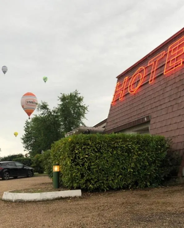 Le Charollais Motel Contact-Hôtel