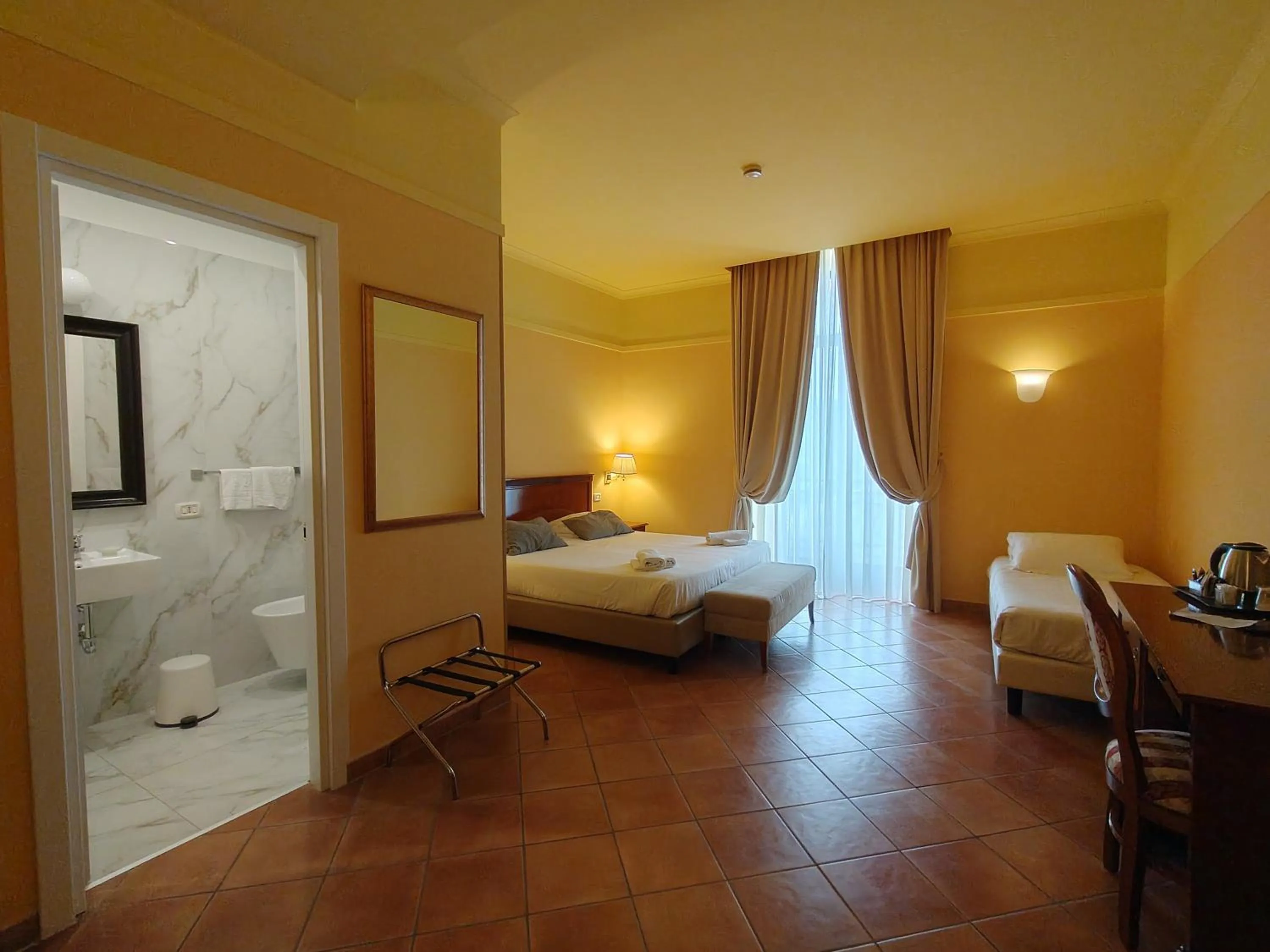 Bedroom, Bed in Hotel Nuvò