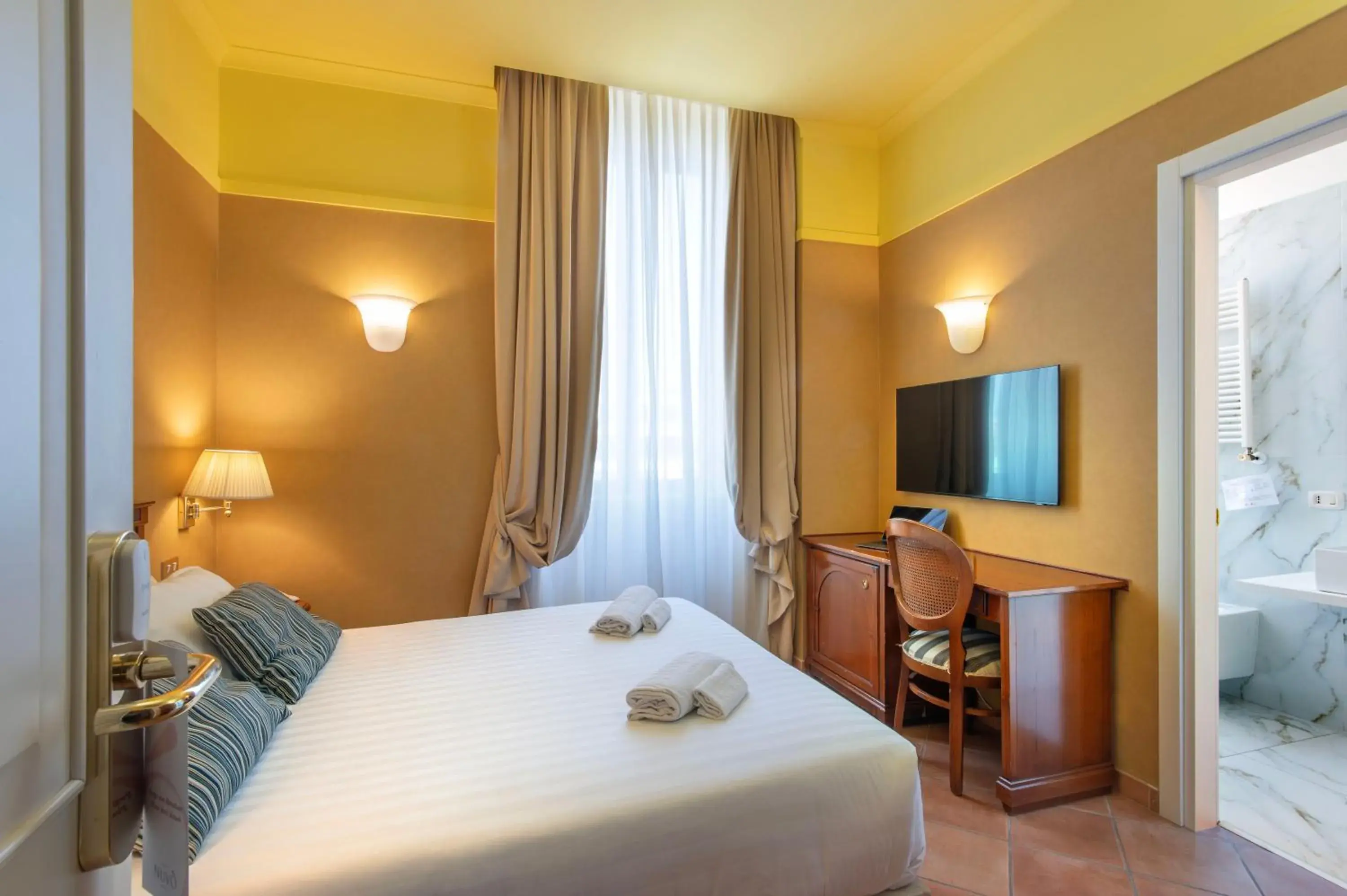 Economy Double Room in Hotel Nuvò Economy Double Room in Hotel Nuvò