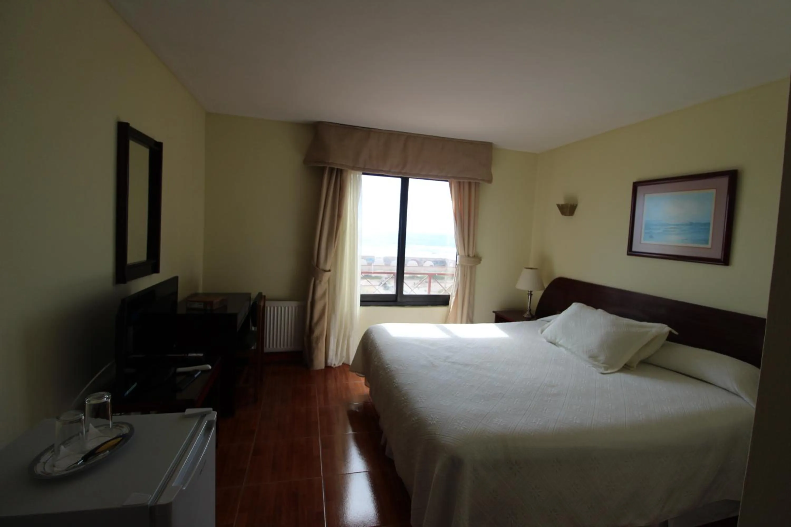 Bed in Hotel La Serena Plaza