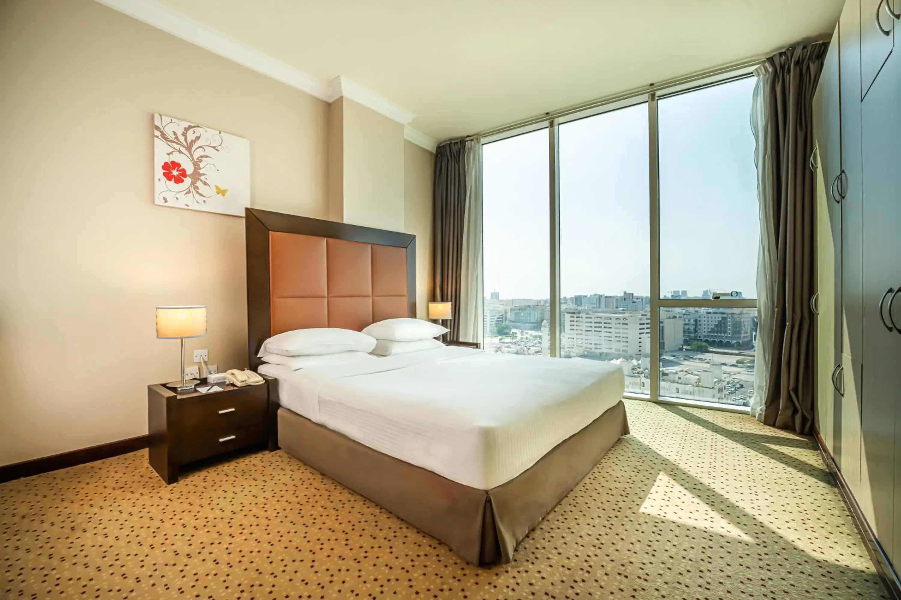 Deluxe Room in Kingsgate Hotel Doha by Millennium Hotels Deluxe Room in Kingsgate Hotel Doha by Millennium Hotels