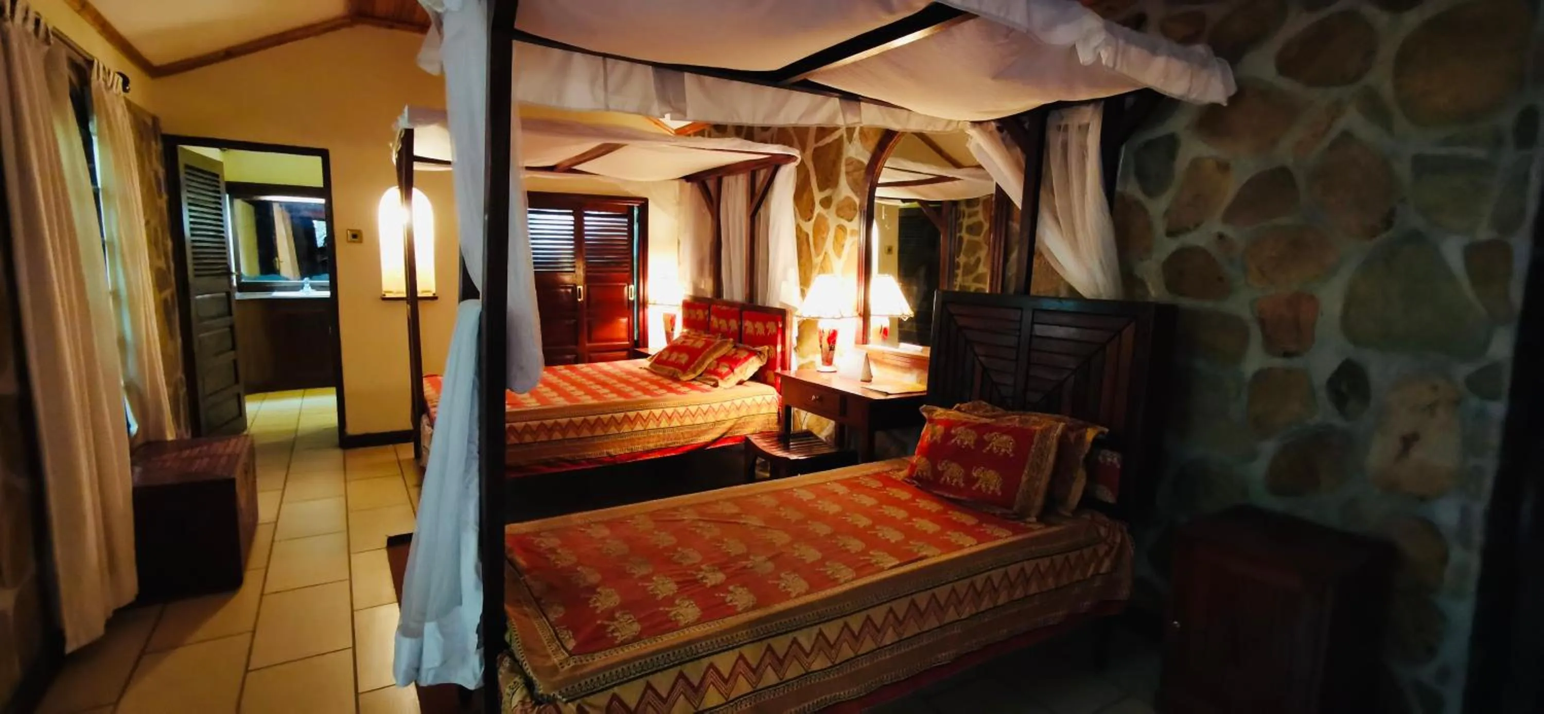 Bedroom, Bed in Fig Tree Camp - Maasai Mara