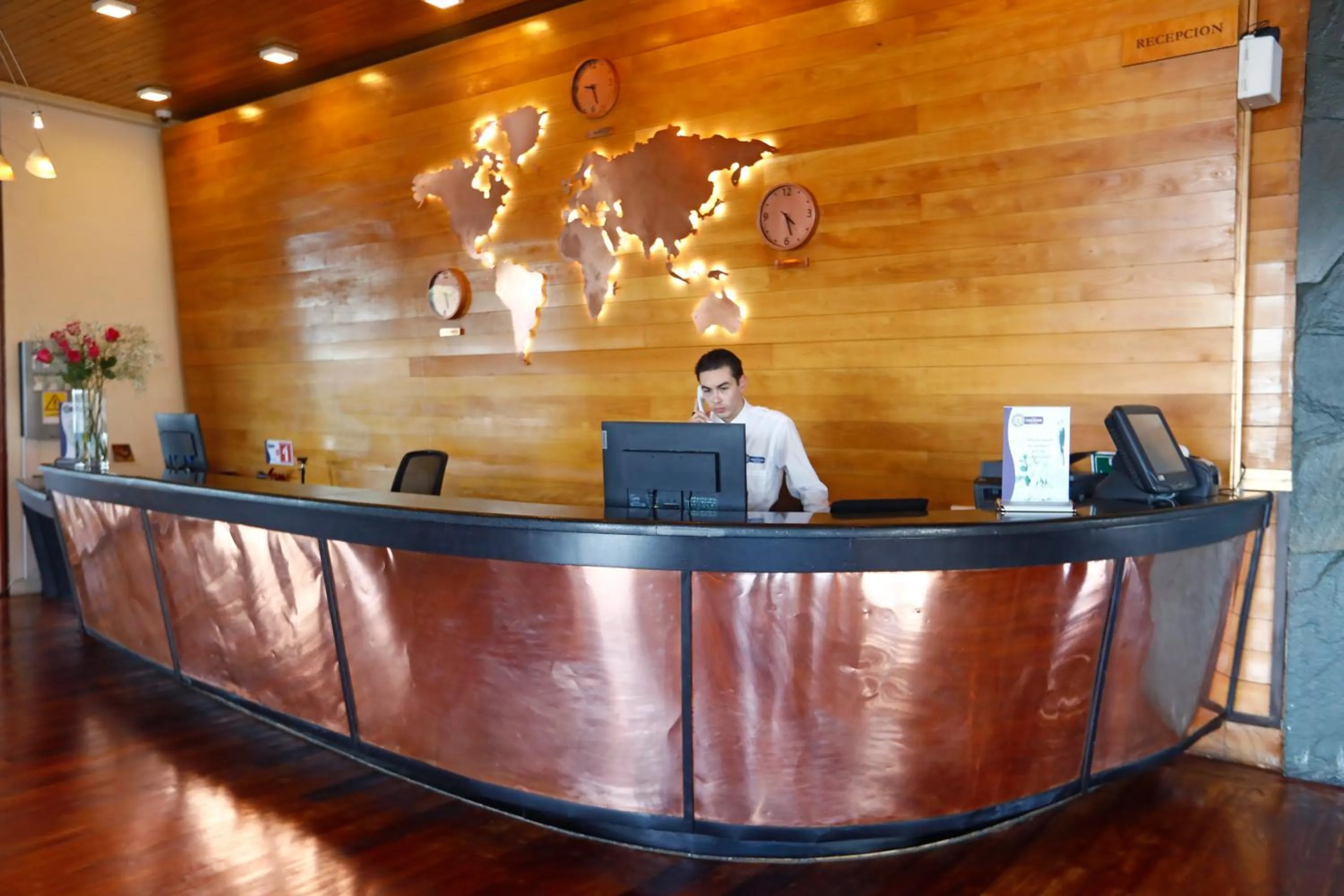 Gran Hotel Vicente Costanera