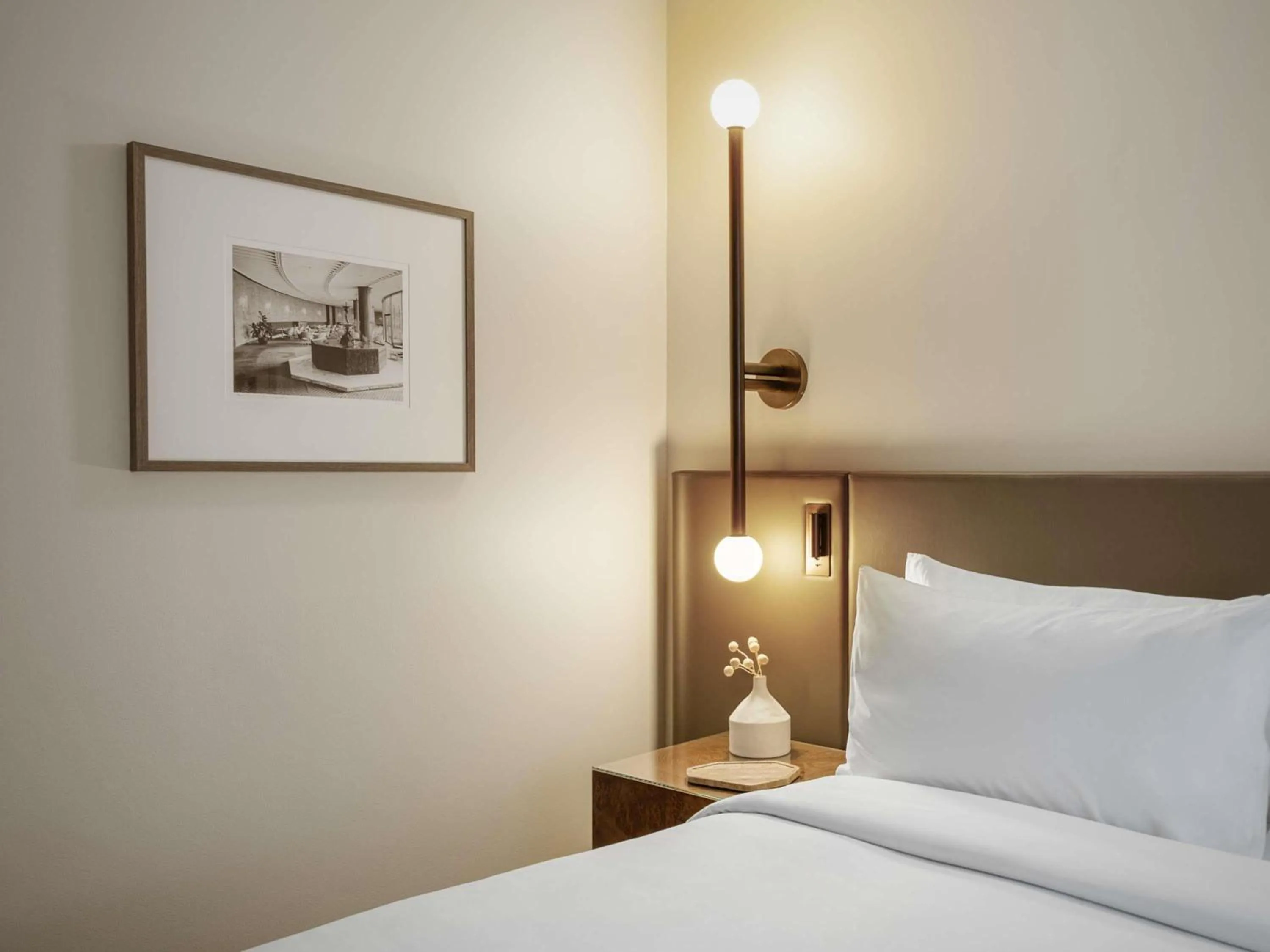 Bedroom, Bed in Sofitel Sydney Wentworth