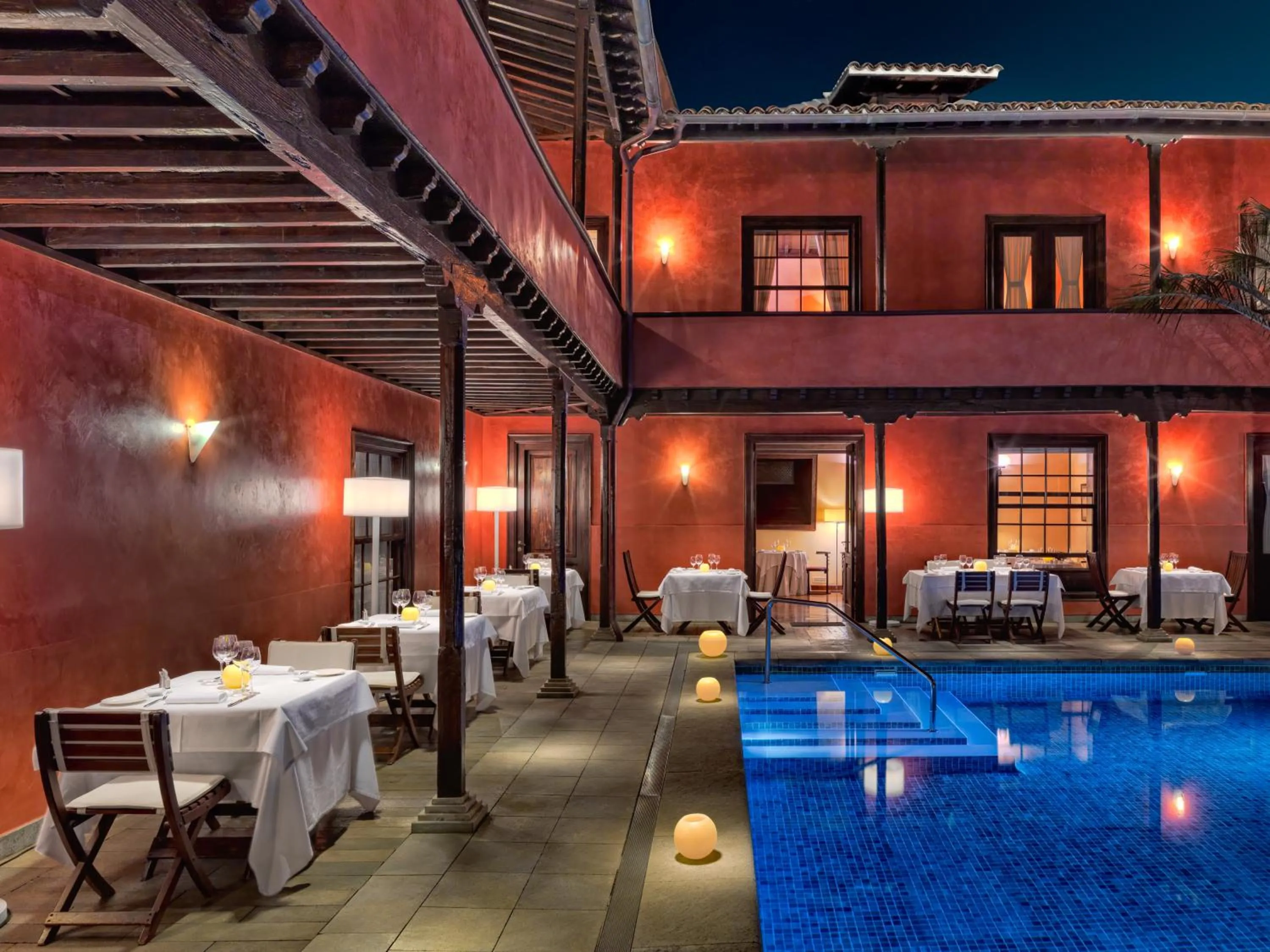 Restaurant/places to eat in Hotel San Roque