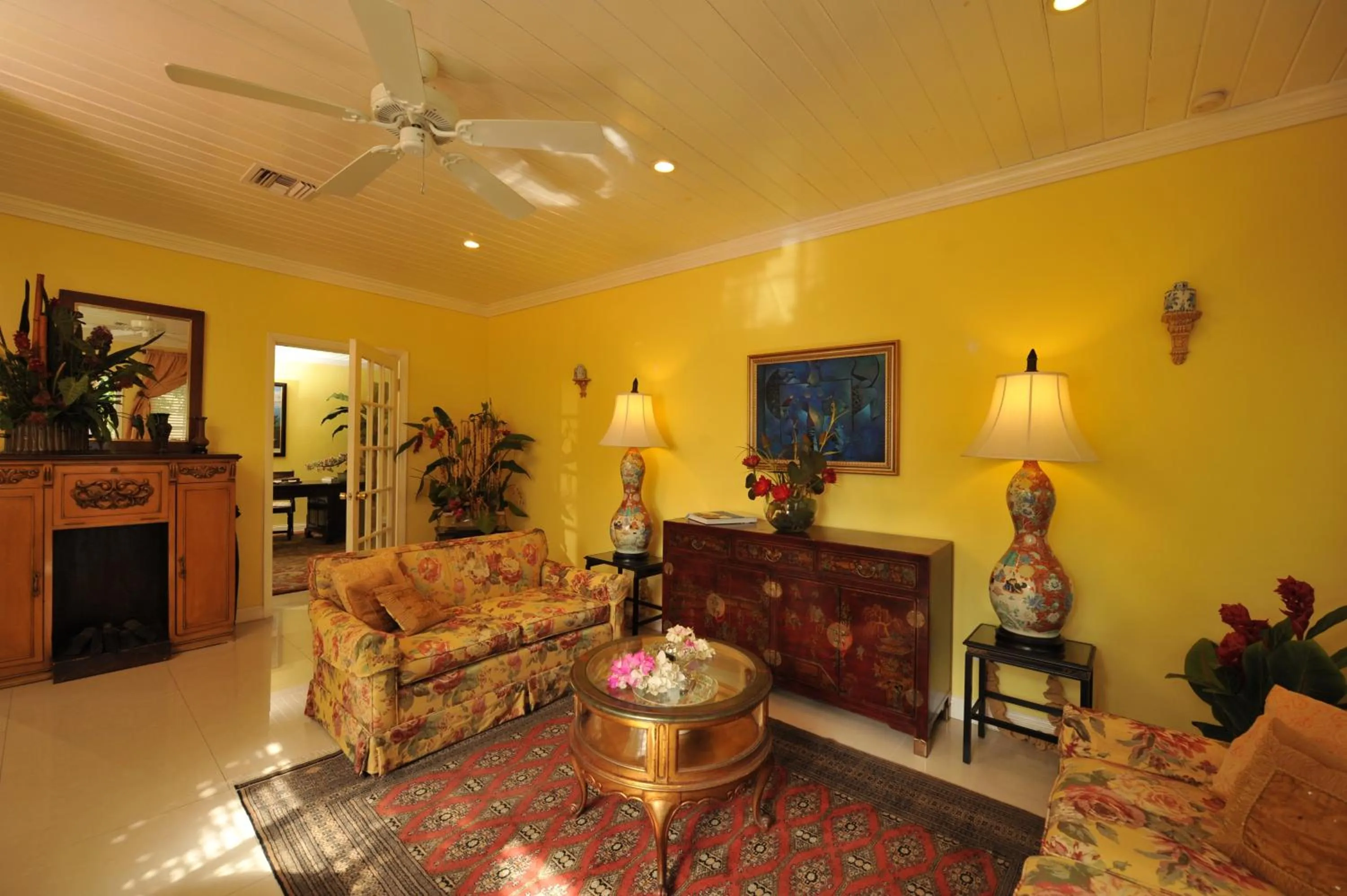 Living room in Graycliff Hotel