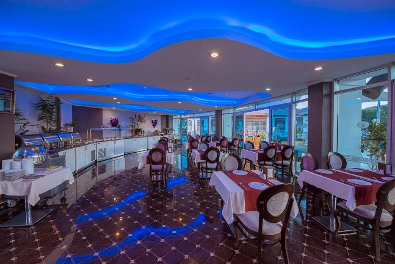 Food and drinks in Ocean Blue High Class Hotel & SPA