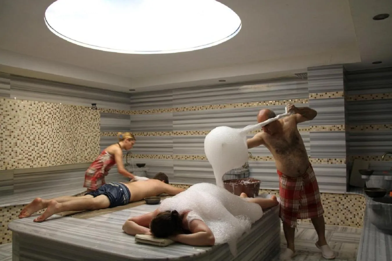 Public Bath in Ocean Blue High Class Hotel & SPA