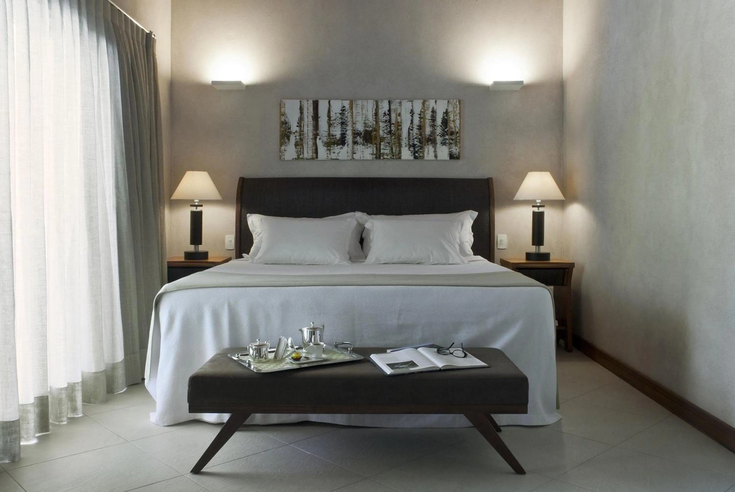 Photo of the whole room, Bed in Abayomi Hotel