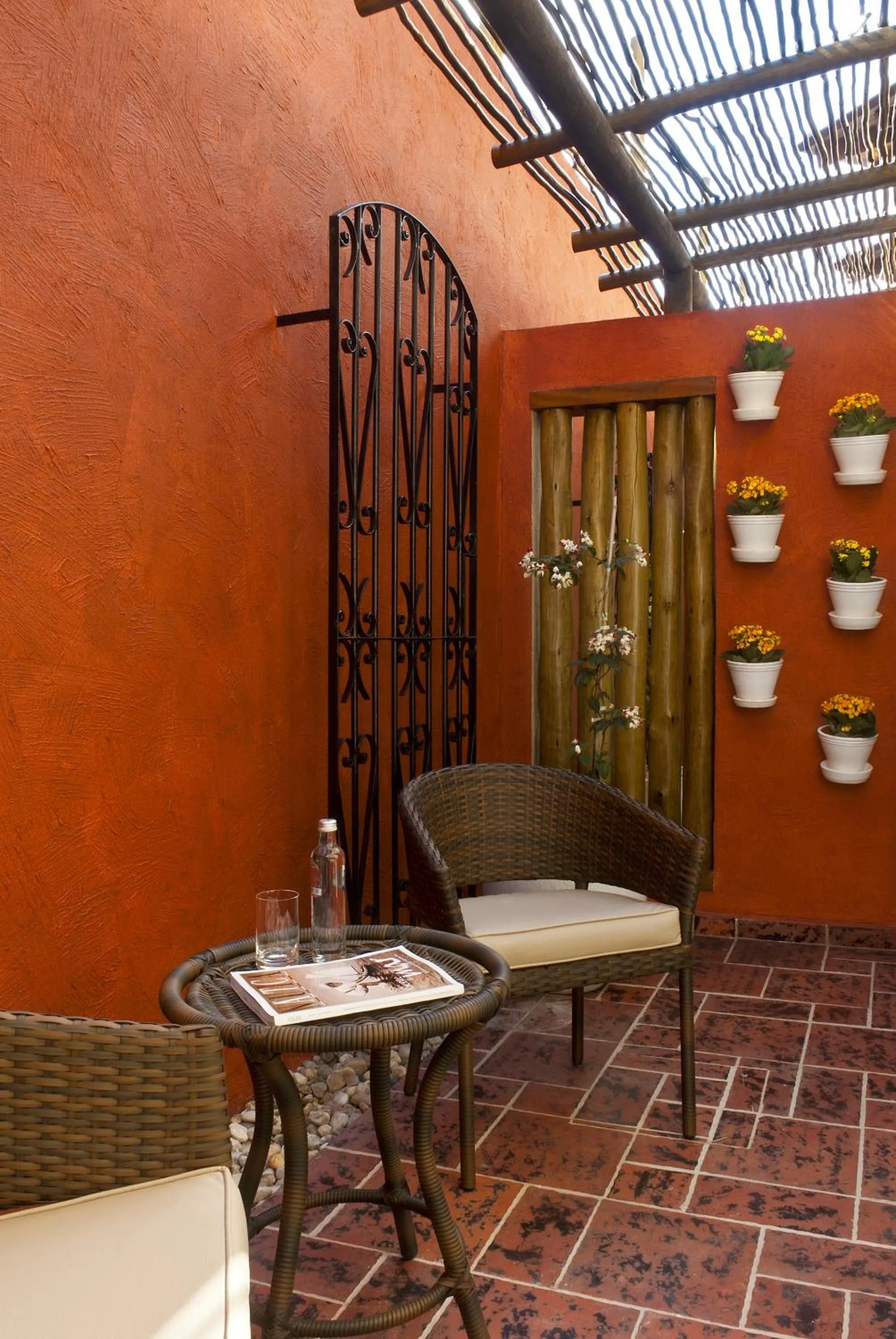 Balcony/Terrace in Abayomi Hotel