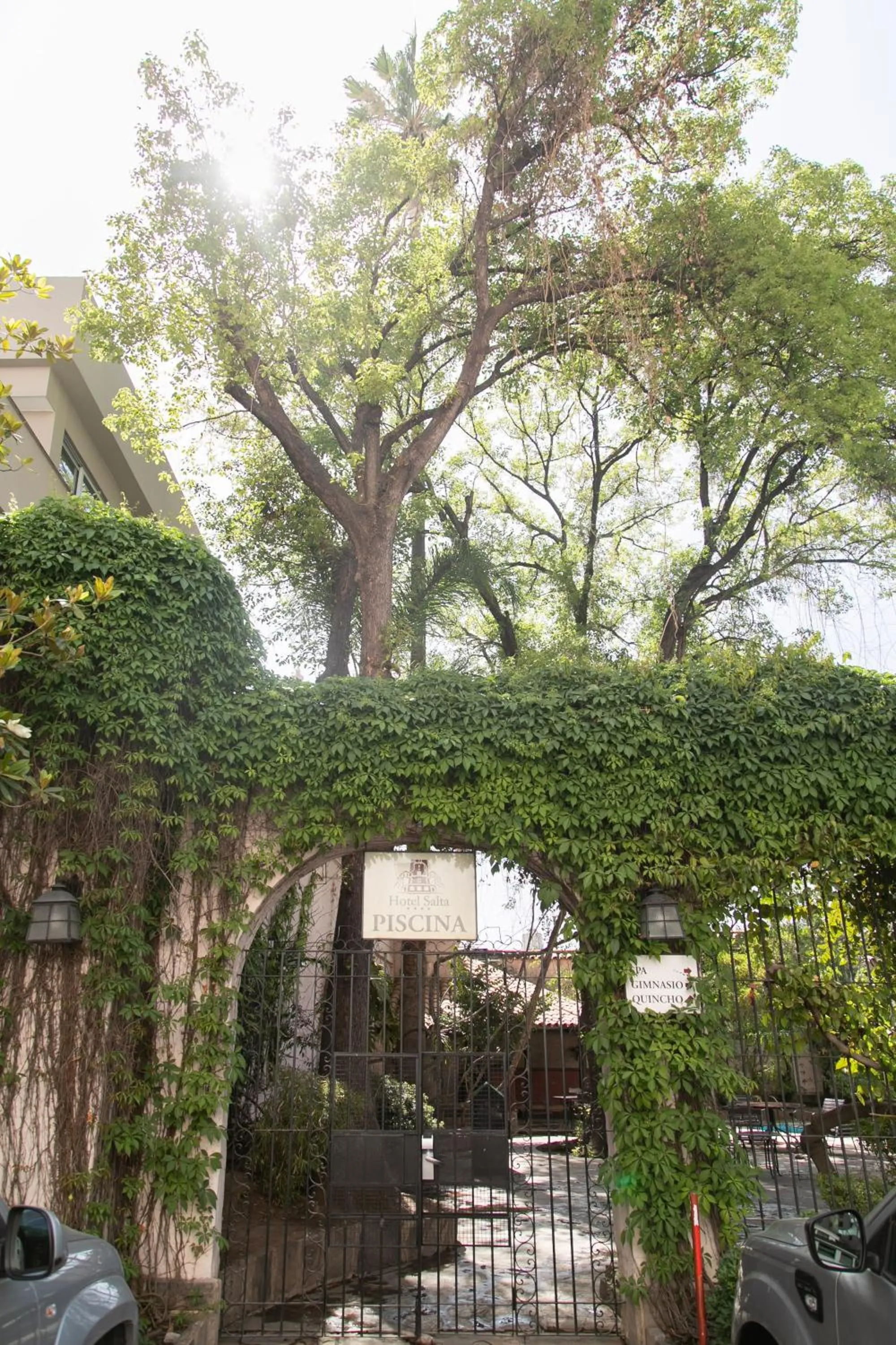 BBQ facilities in Hotel Salta