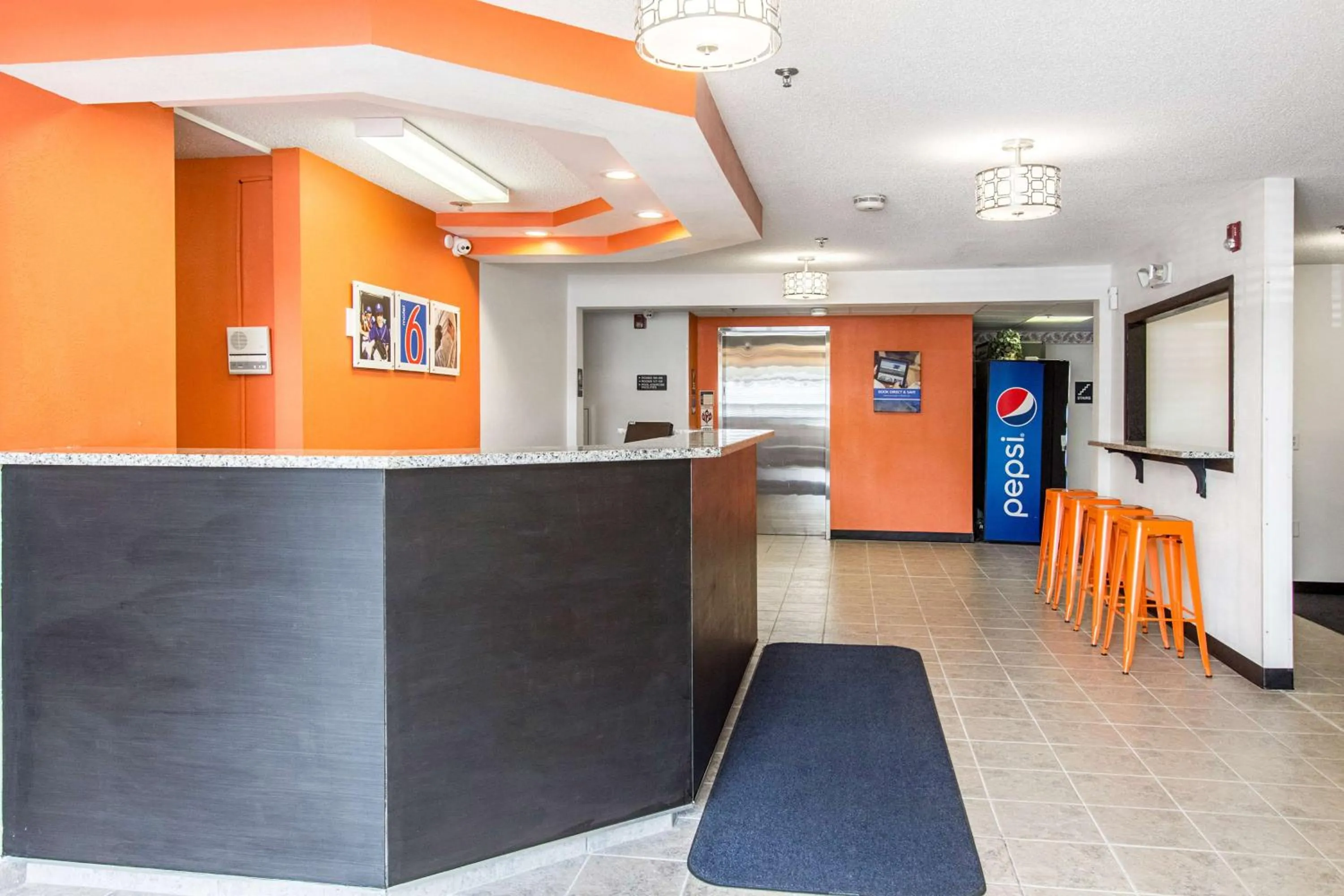 Lobby or reception in Motel 6-Streetsboro, OH