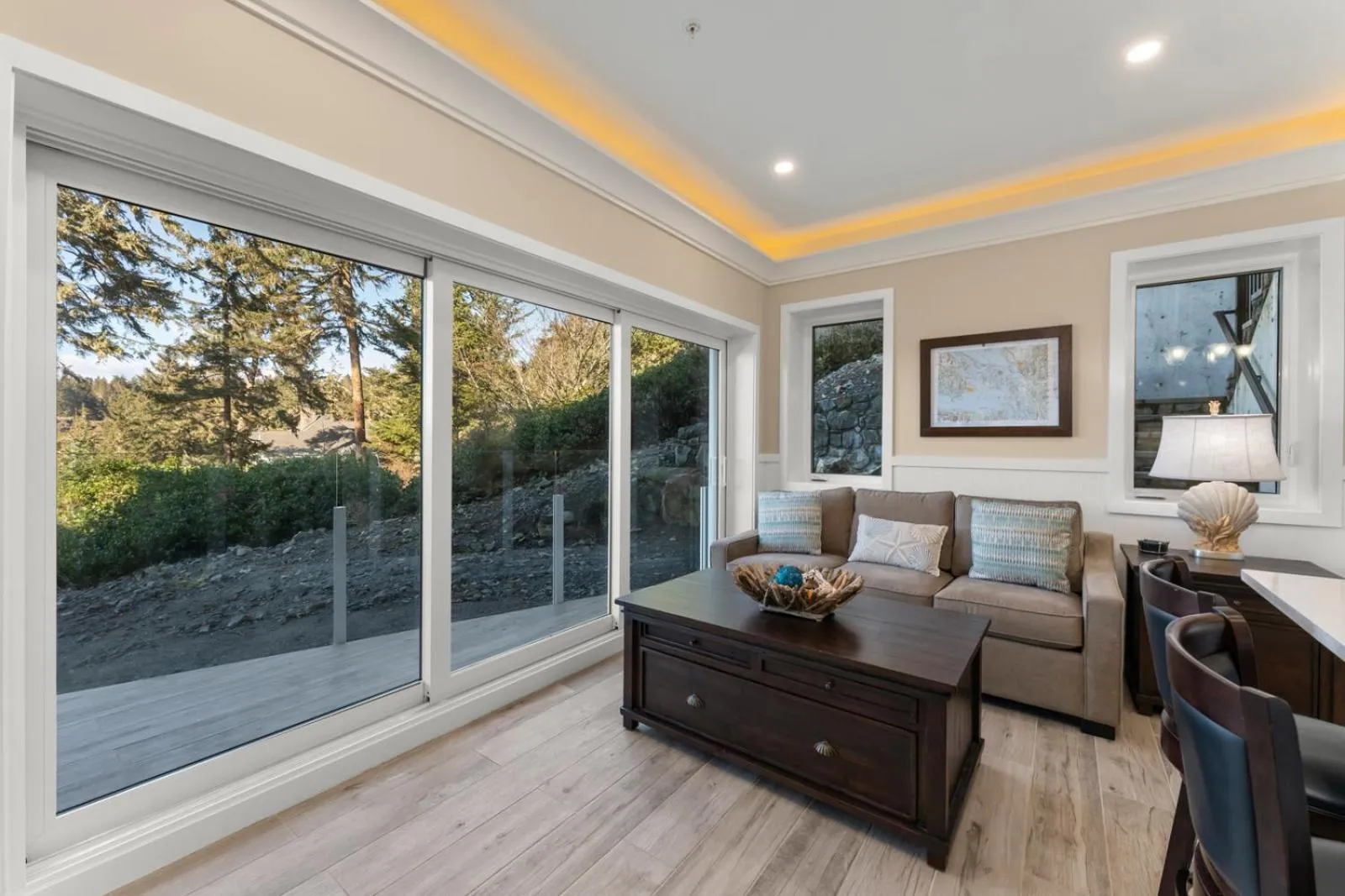 Living room in SookePoint Ocean Cottage Resort