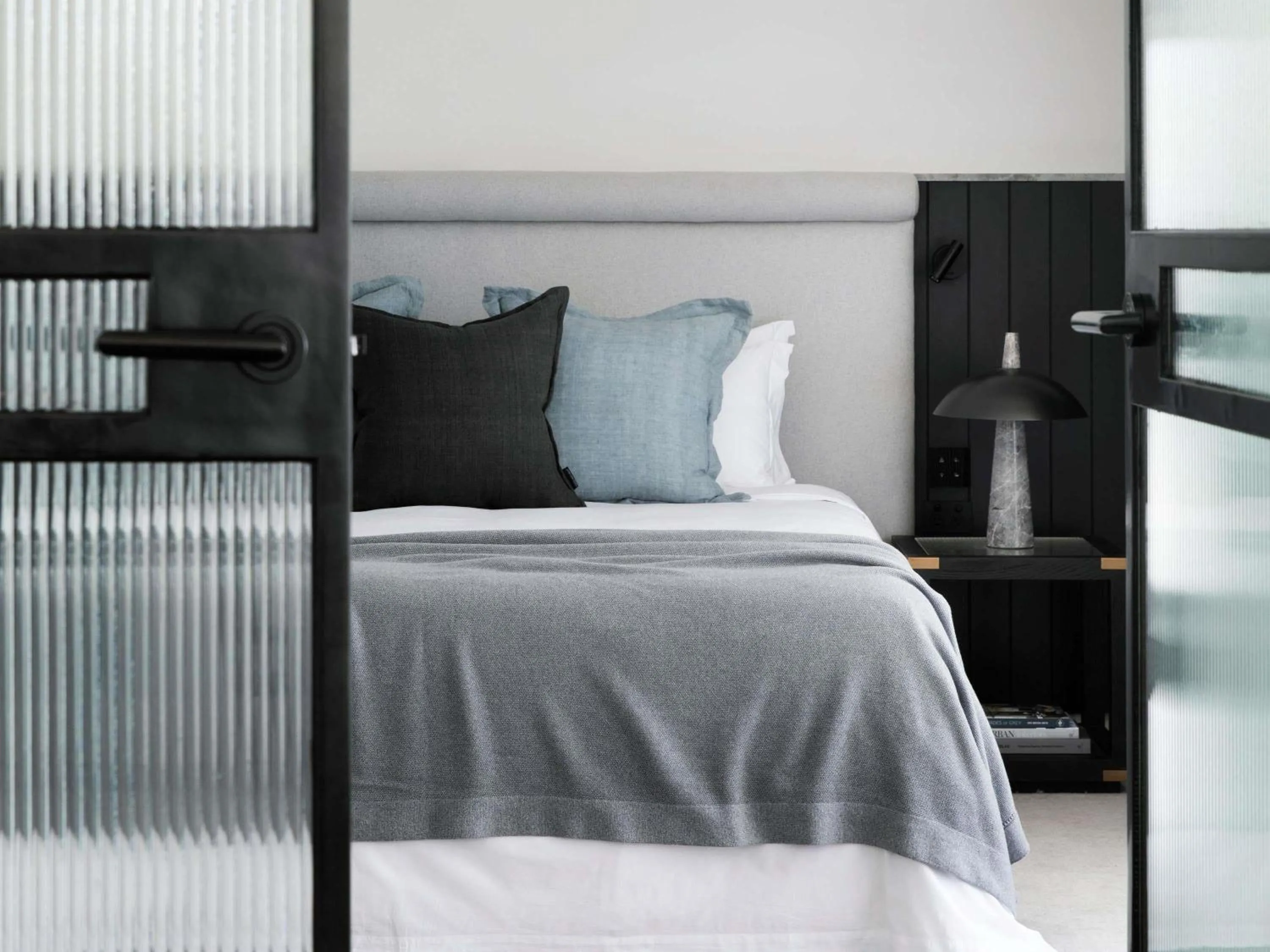 Bedroom, Bed in Manly Pacific Sydney MGallery Collection