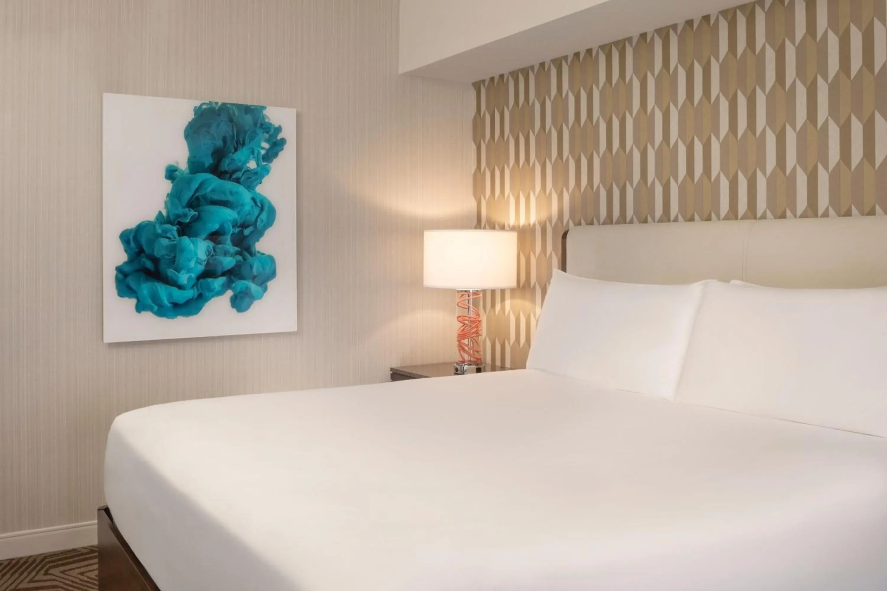 Club Level King Room - Hearing Accessible/High Floor in Renaissance Phoenix Downtown Hotel Club Level King Room - Hearing Accessible/High Floor in Renaissance Phoenix Downtown Hotel