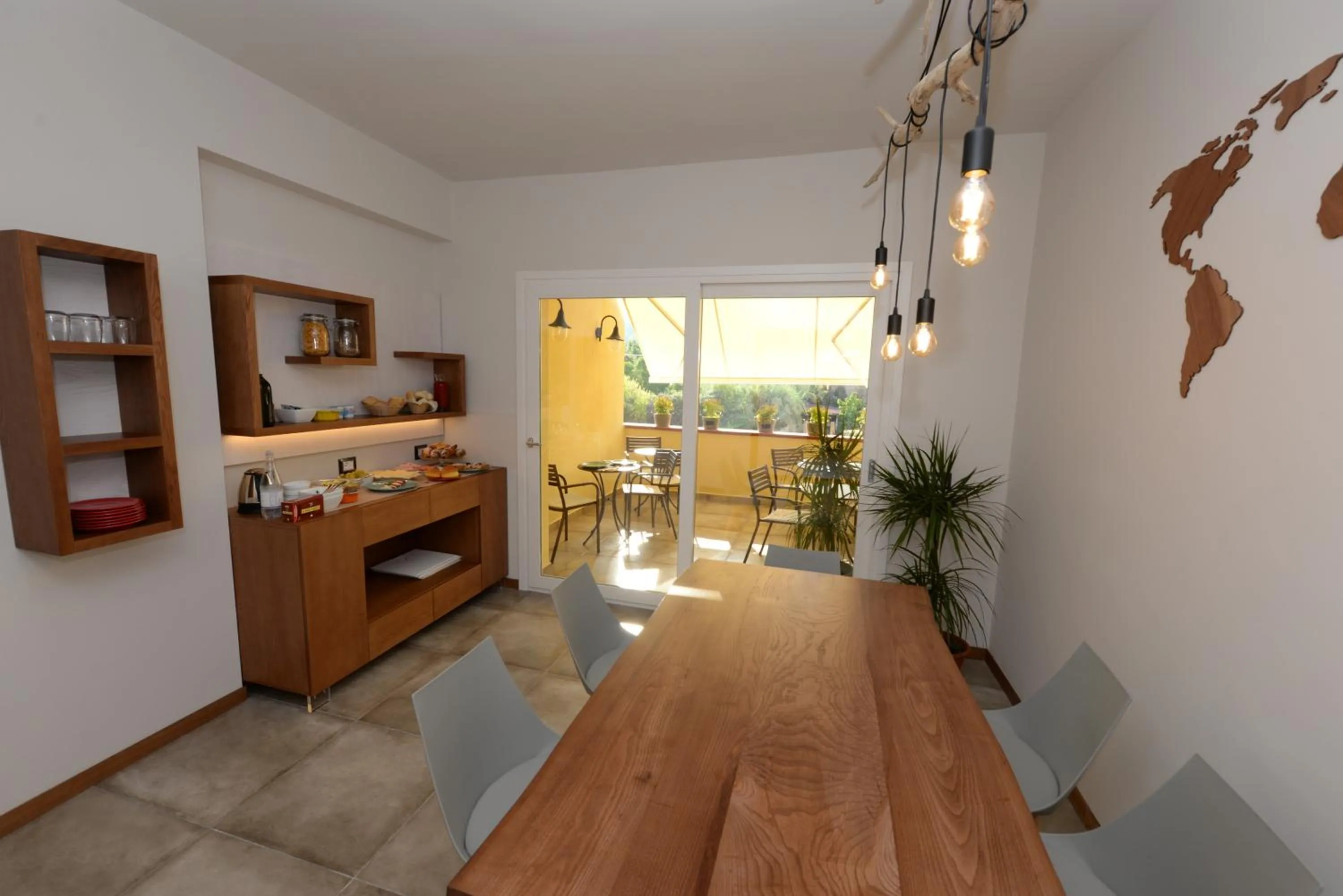 Coffee/tea facilities in B&B Maestrale