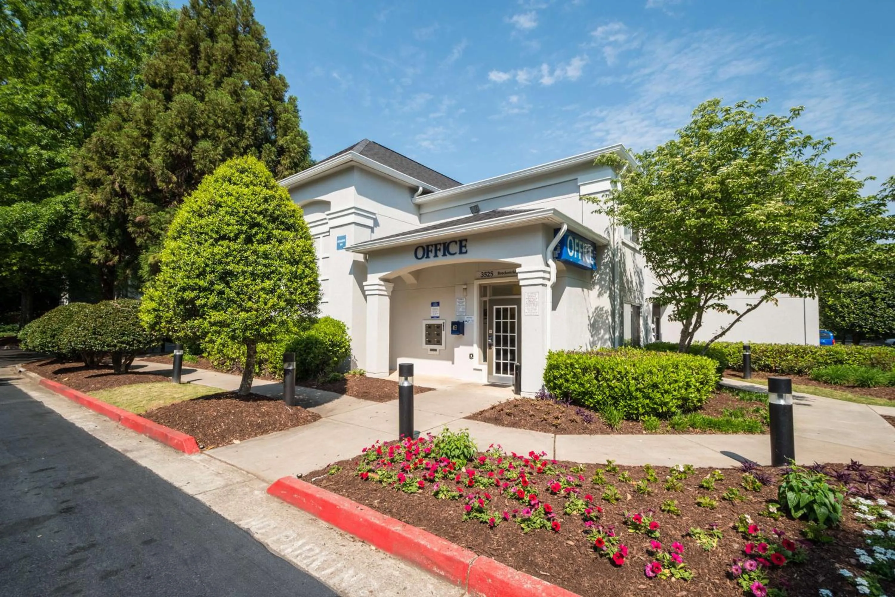 Property building in Motel 6 Duluth, Ga - Atlanta - Gwinnett Place