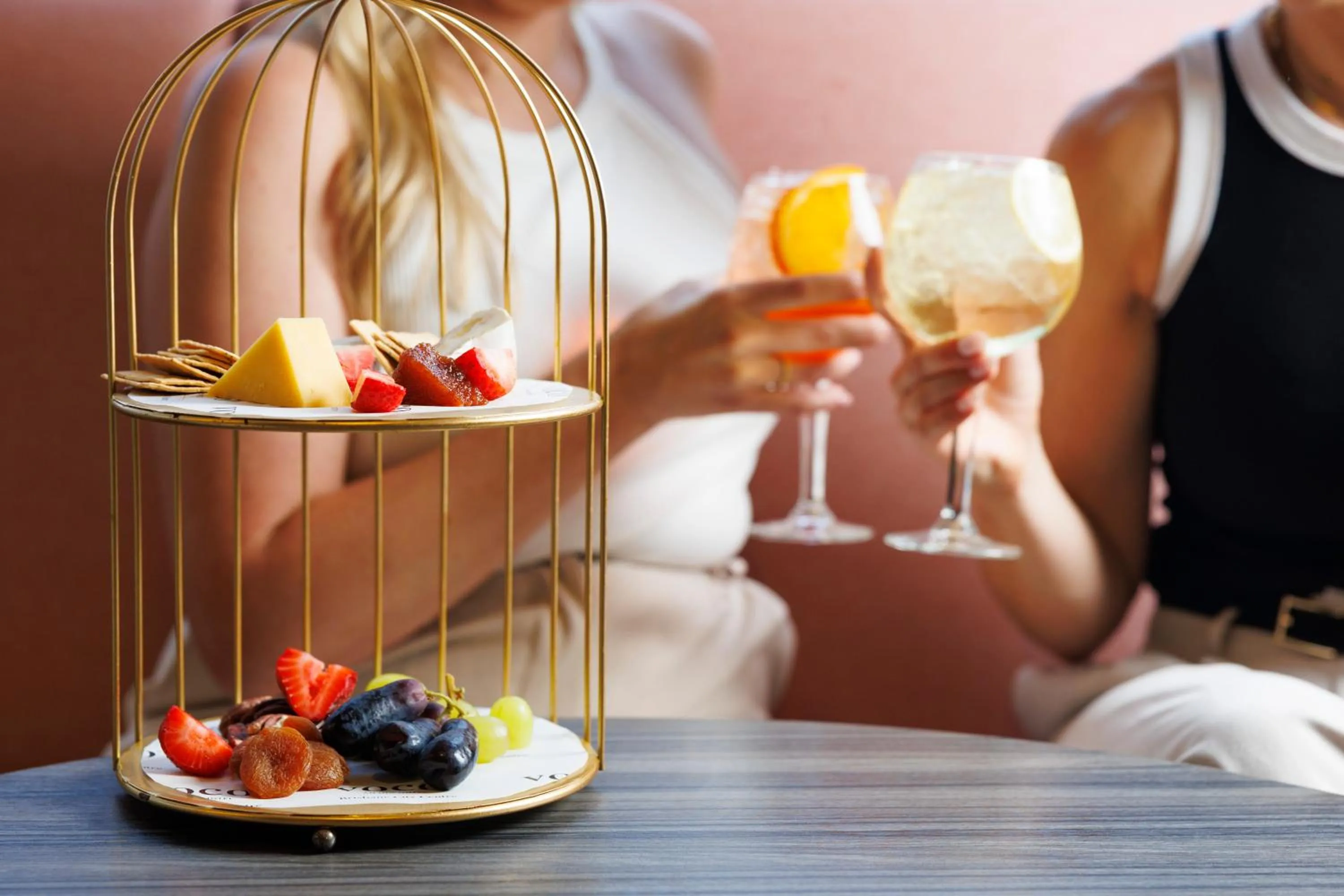 Dining area in voco Brisbane City Centre by IHG