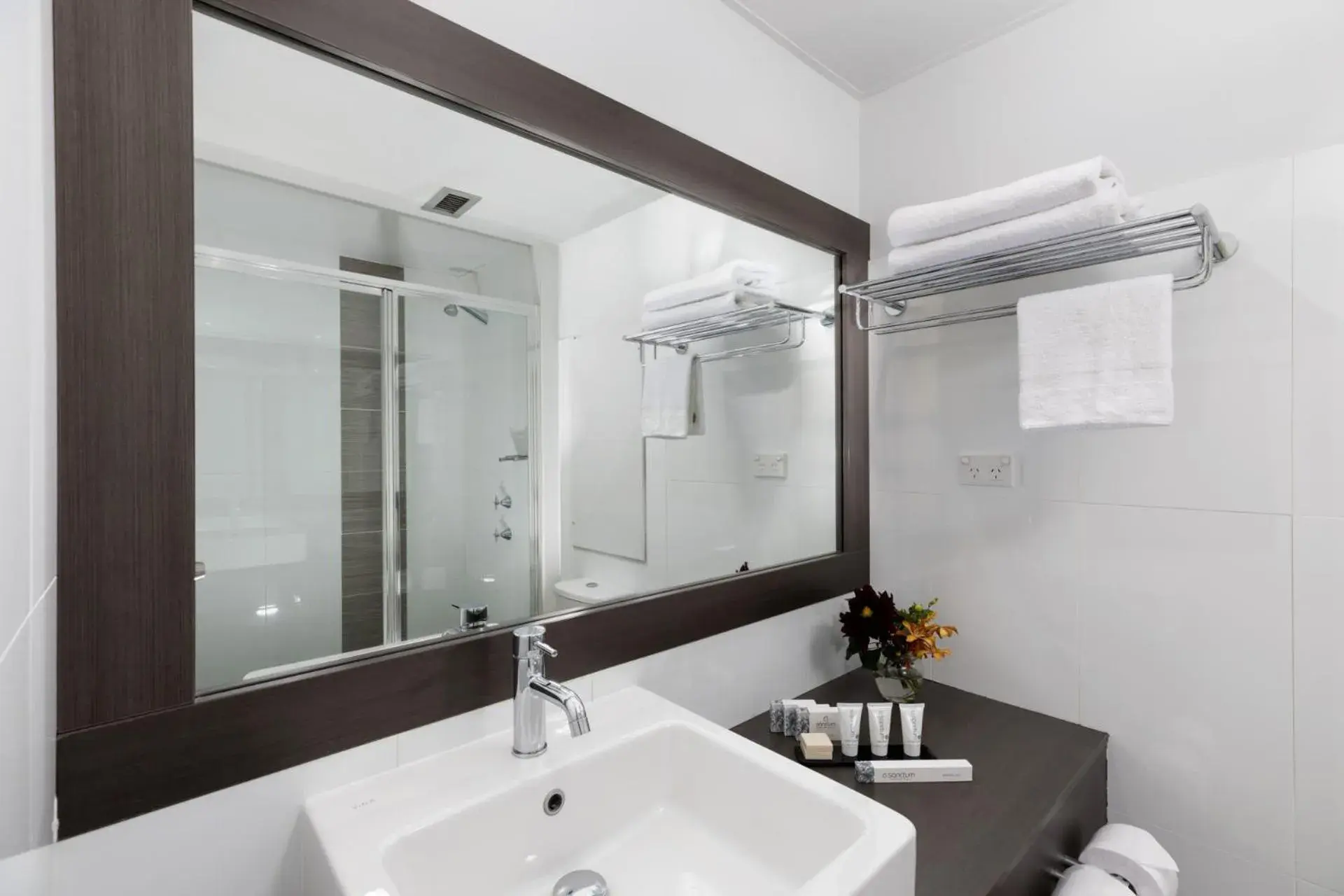 Superior Double Room in Rydges Geelong Superior Double Room in Rydges Geelong