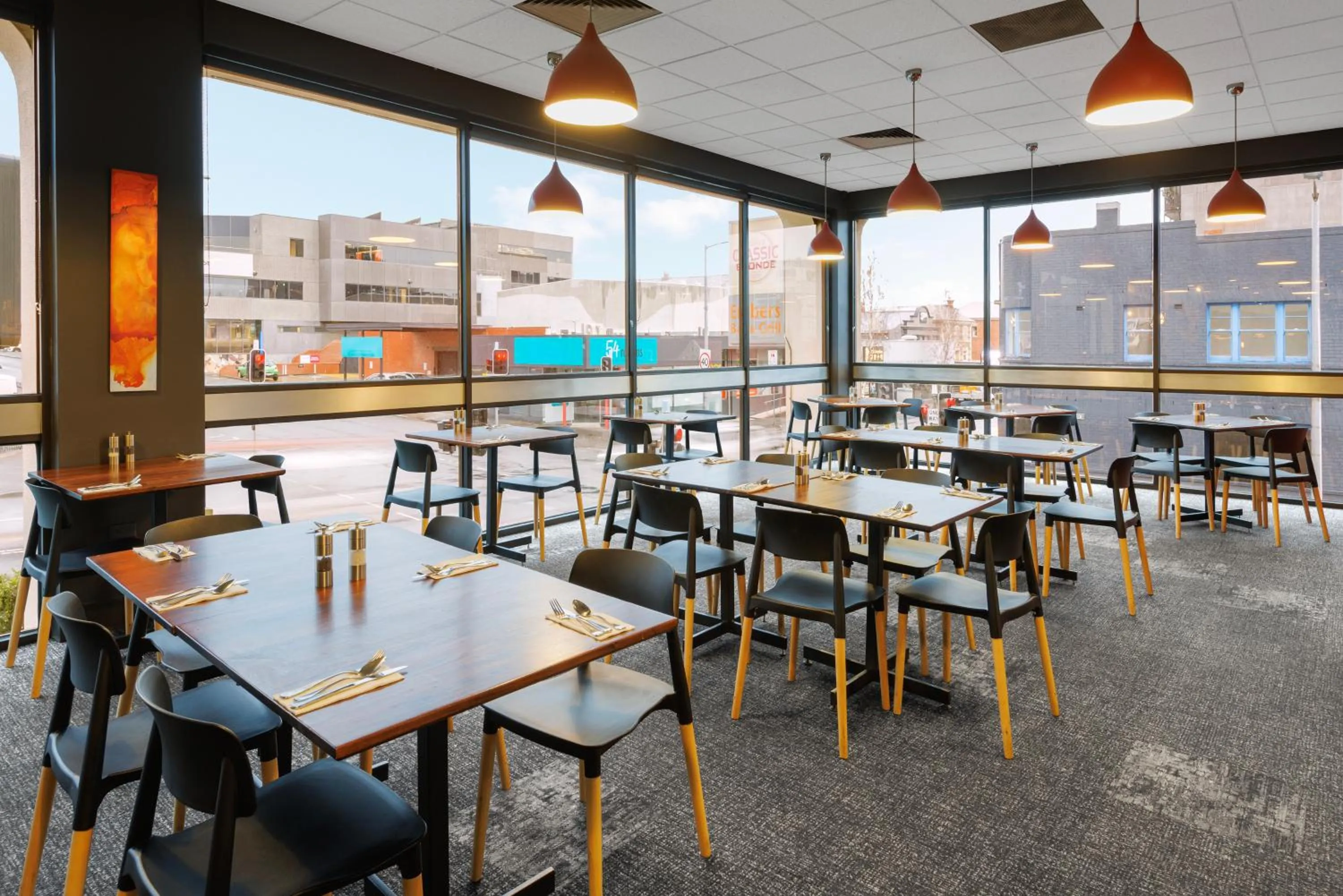 Restaurant/places to eat in Best Western Hobart