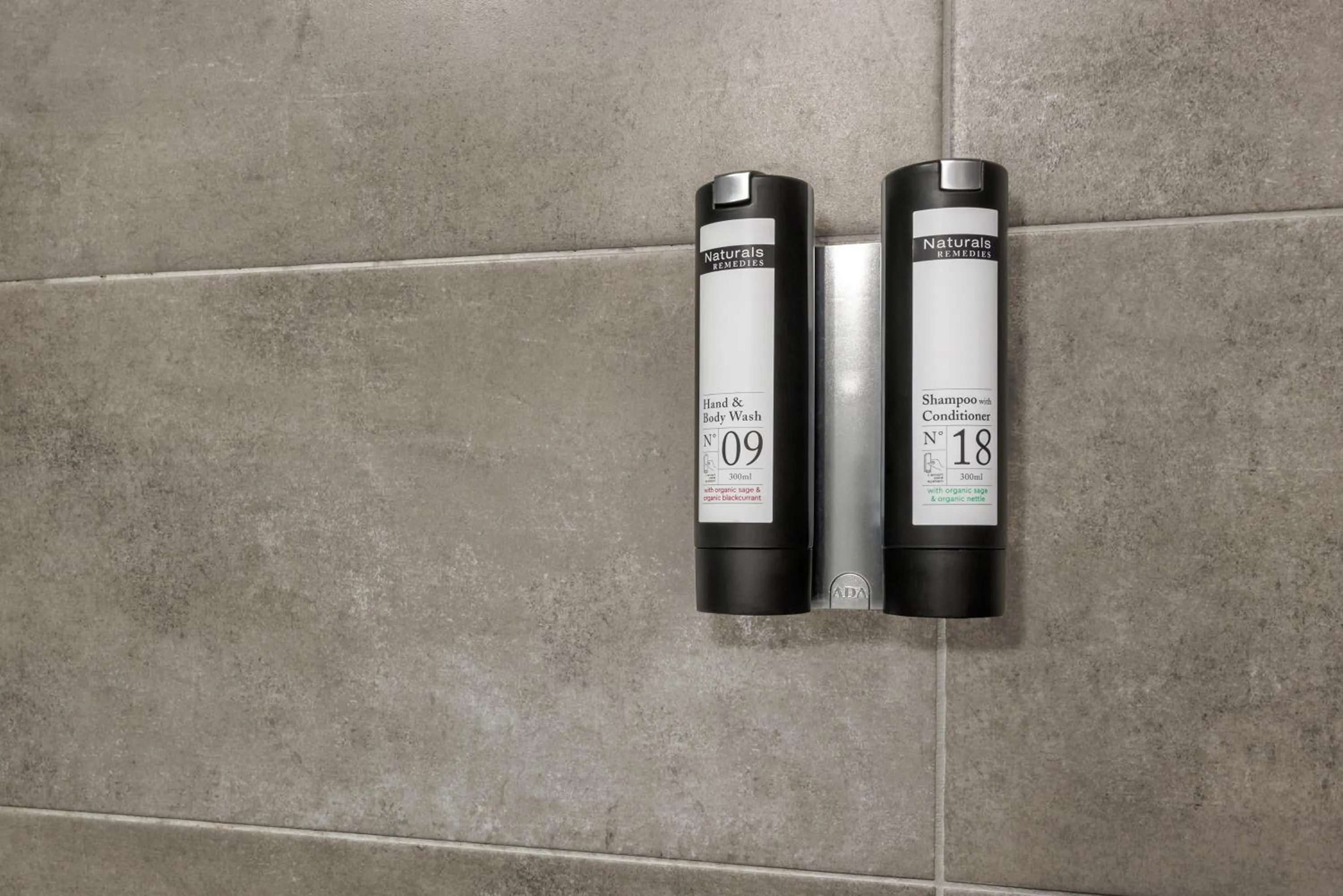 Shower in Best Western Hobart