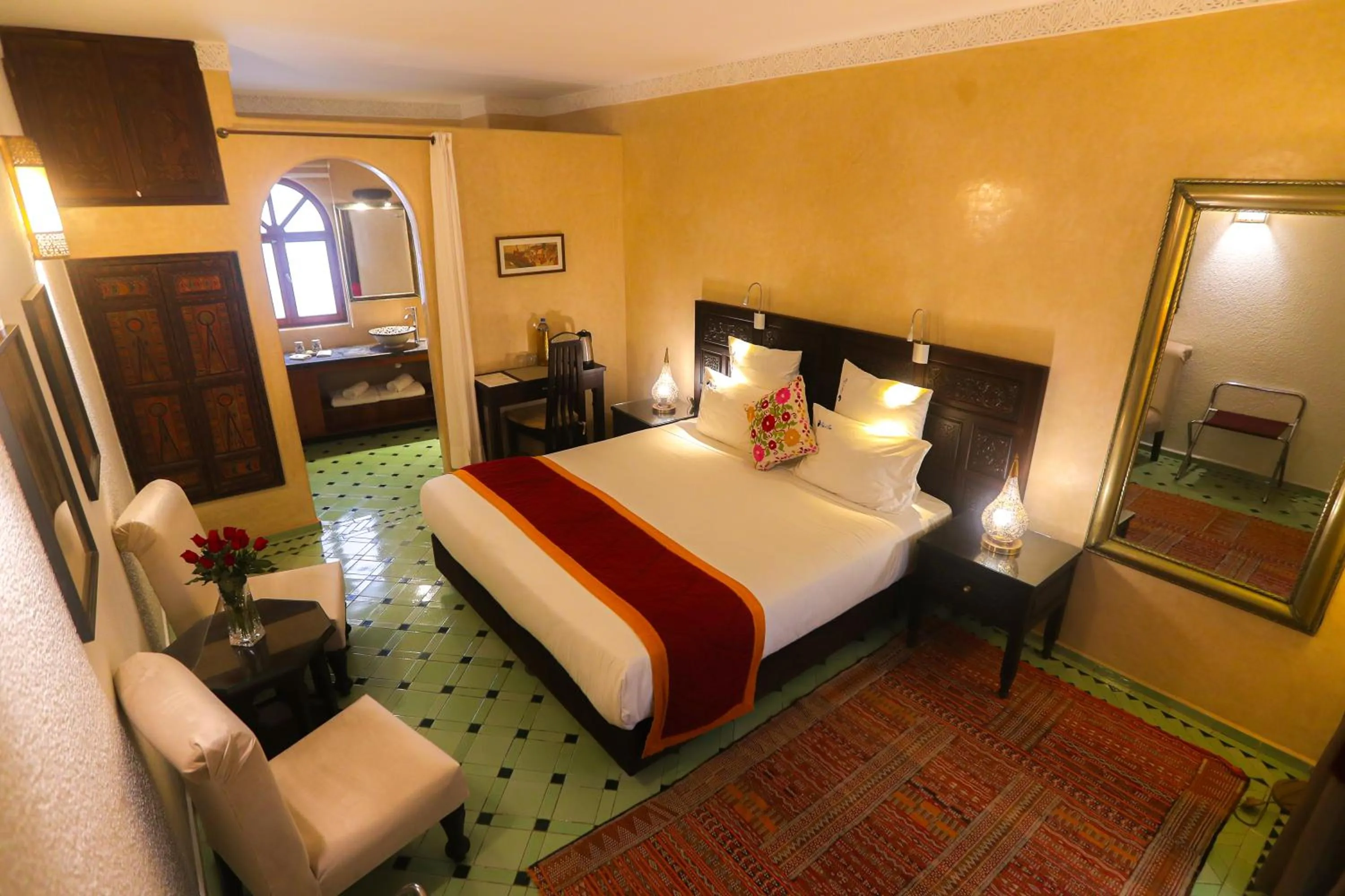 Photo of the whole room, Bed in Riad Perle D'Eau