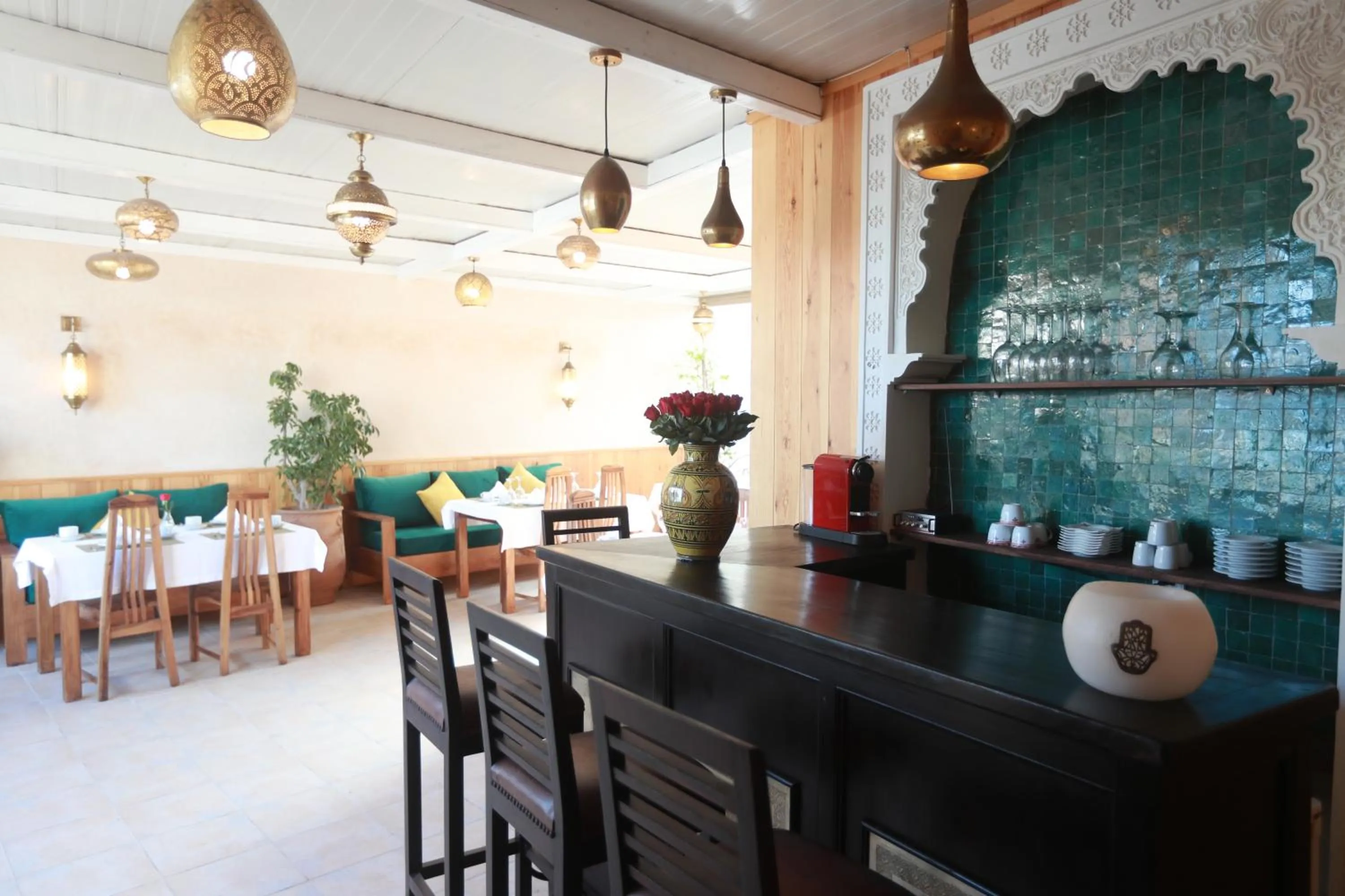 Lounge or bar in Riad Perle D'Eau