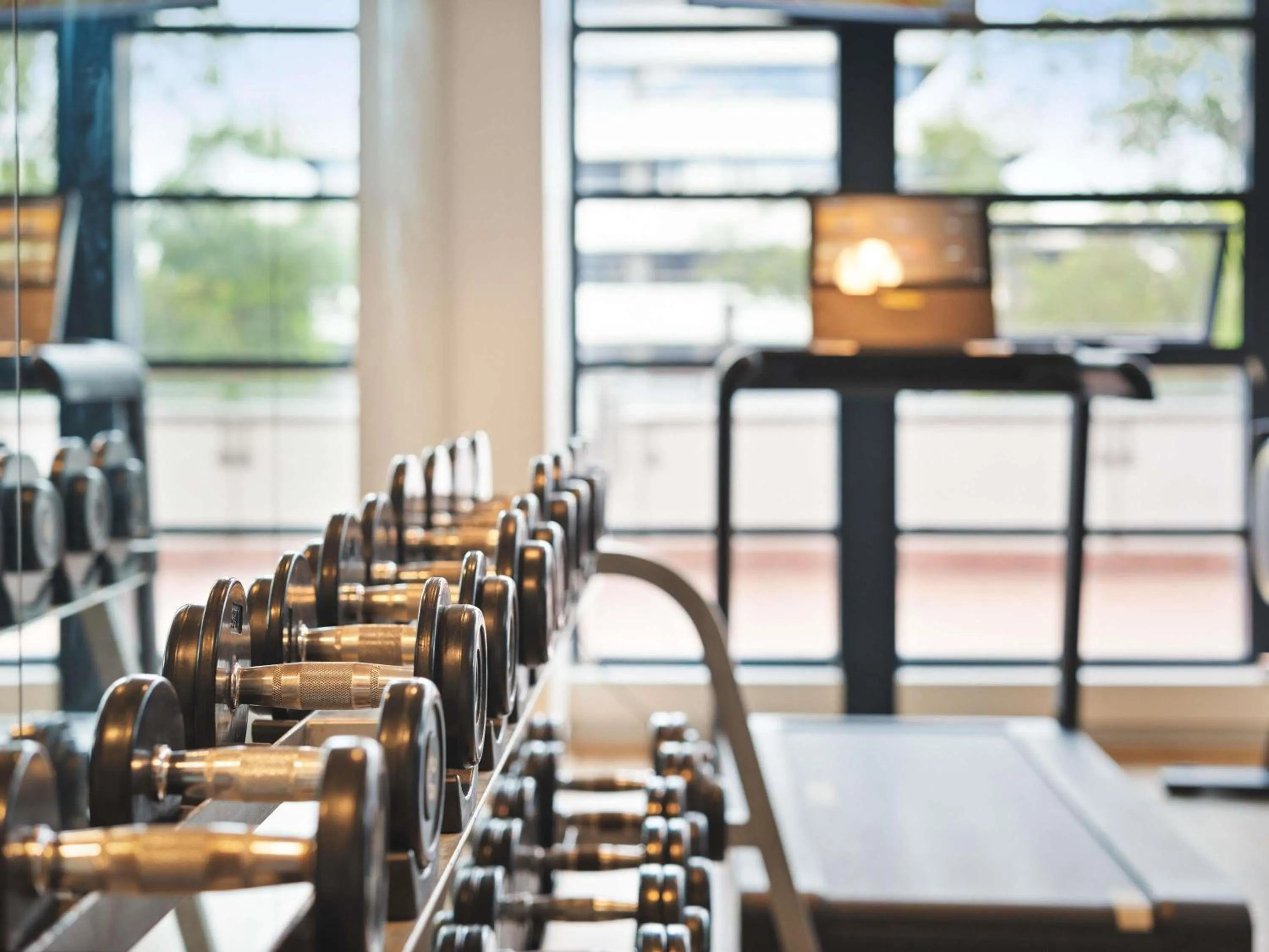 Fitness centre/facilities in Novotel Canberra