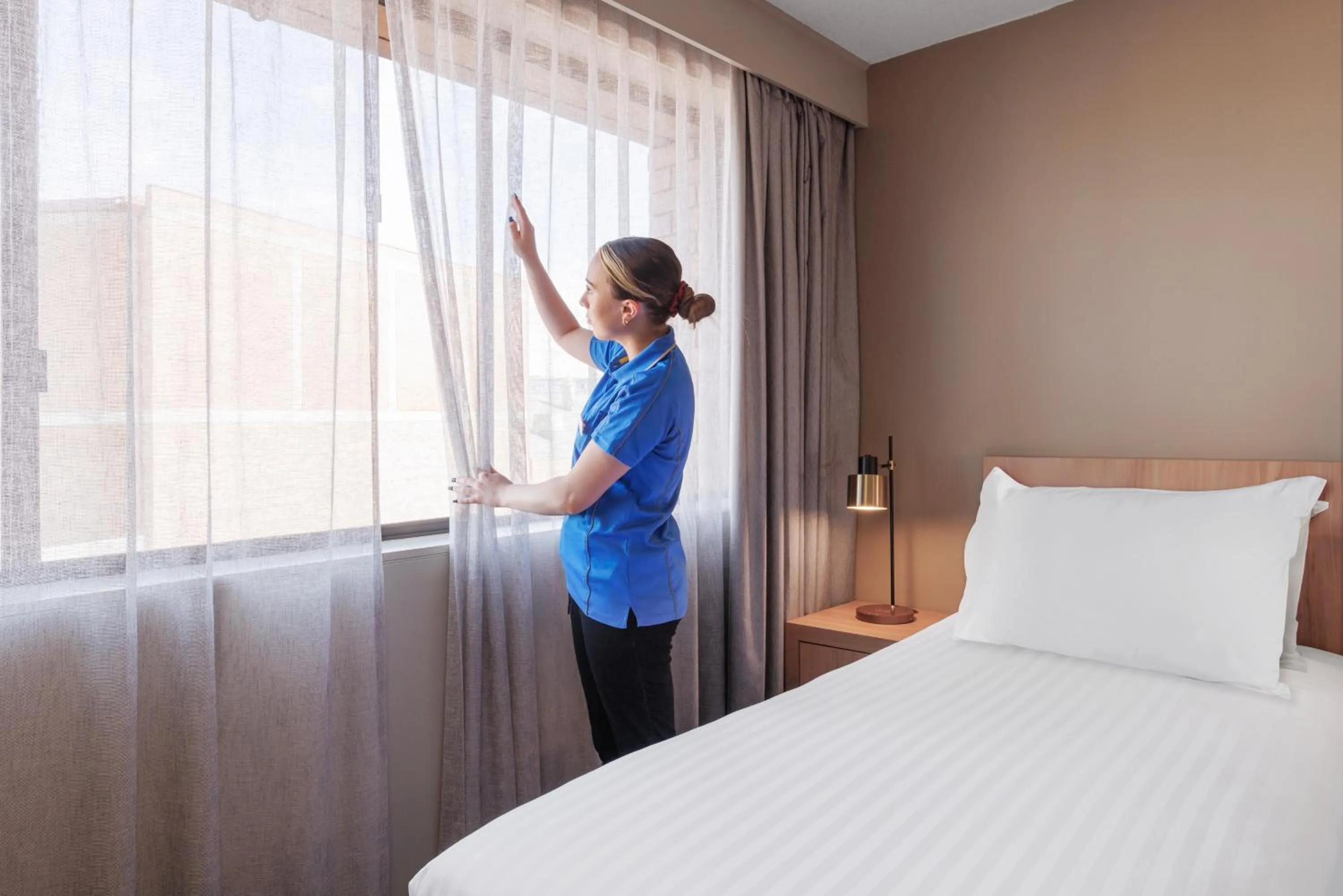 Bed in Best Western Plus Launceston