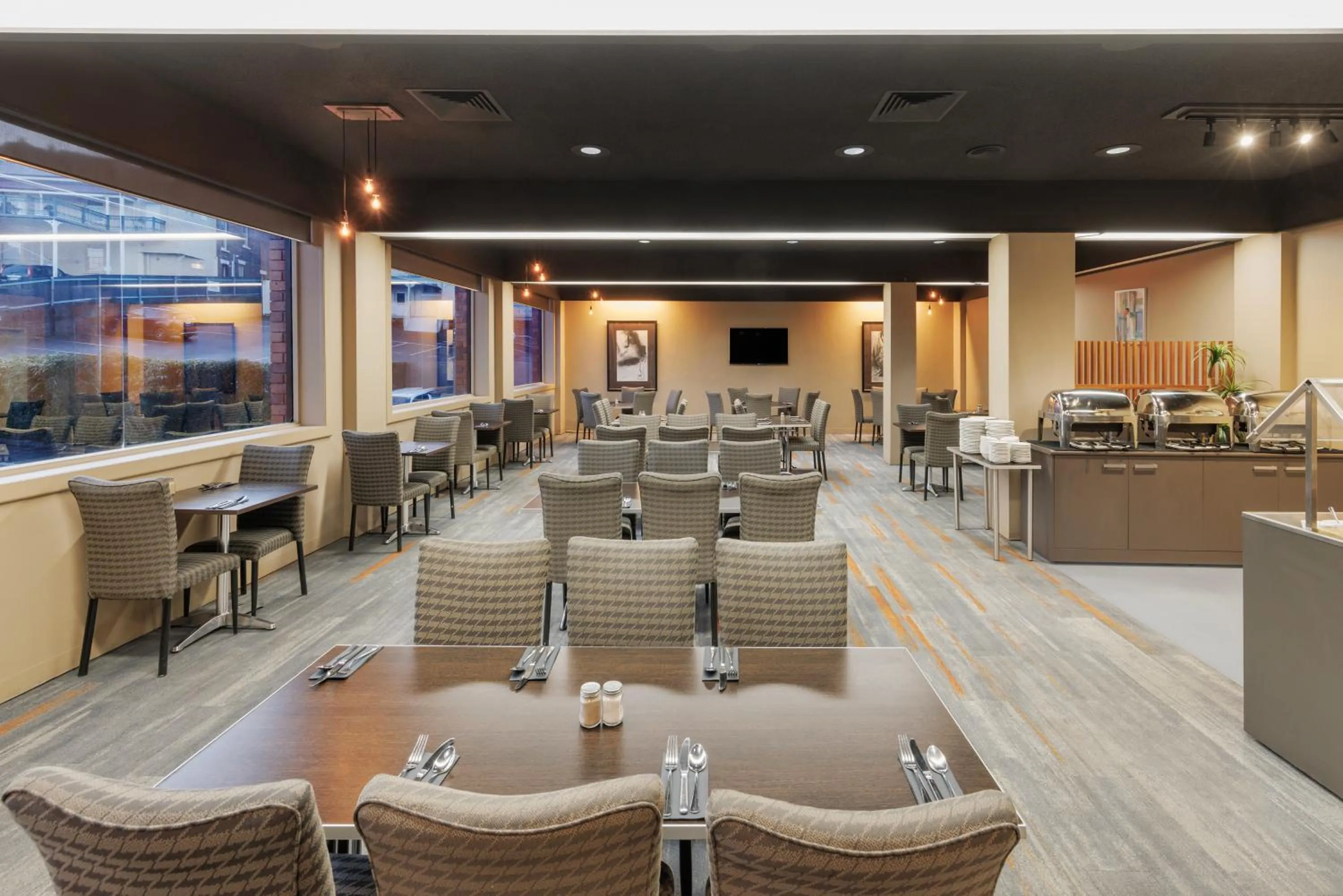 Breakfast in Best Western Plus Launceston