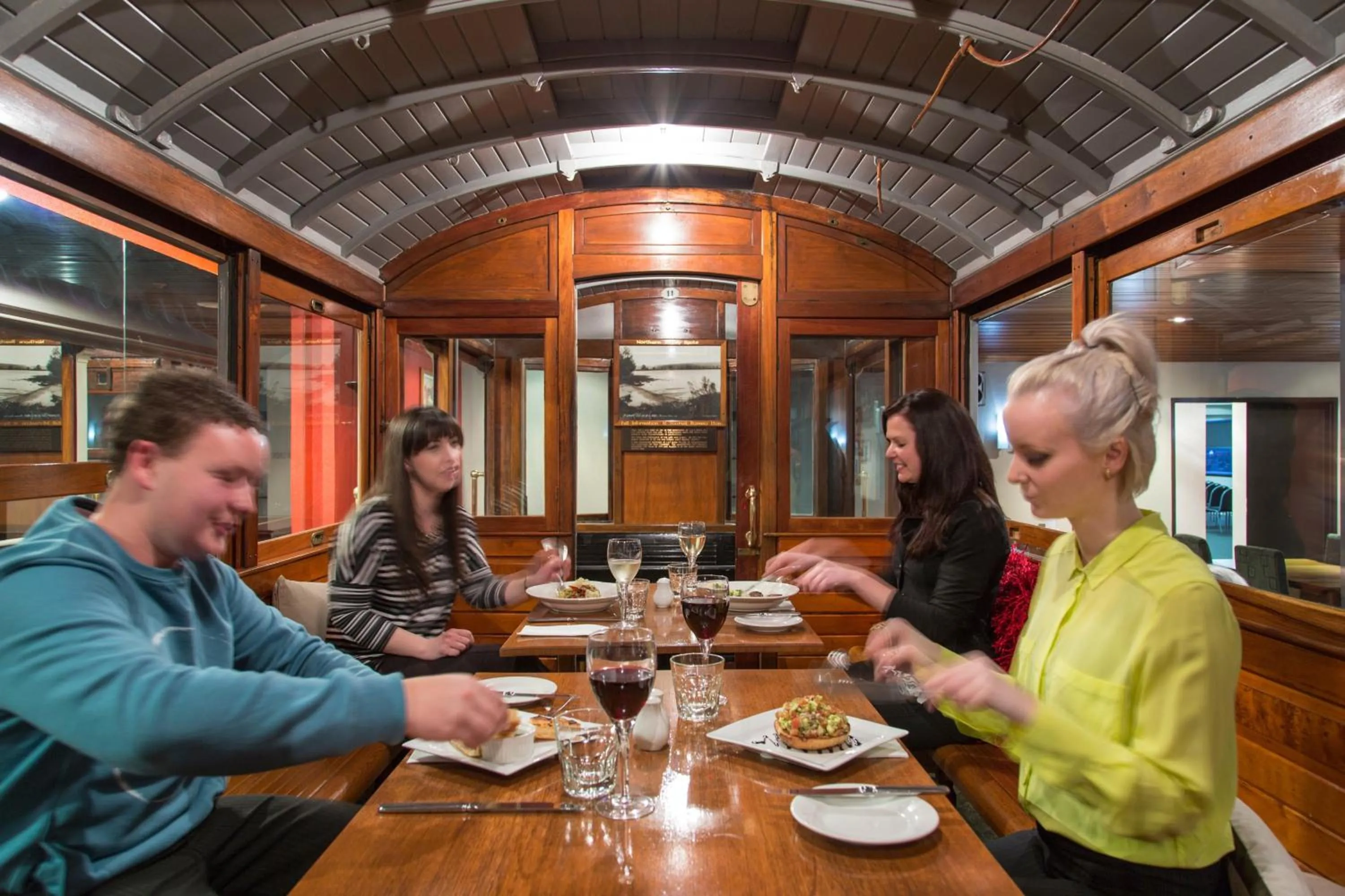 Restaurant/places to eat in Best Western Plus Launceston