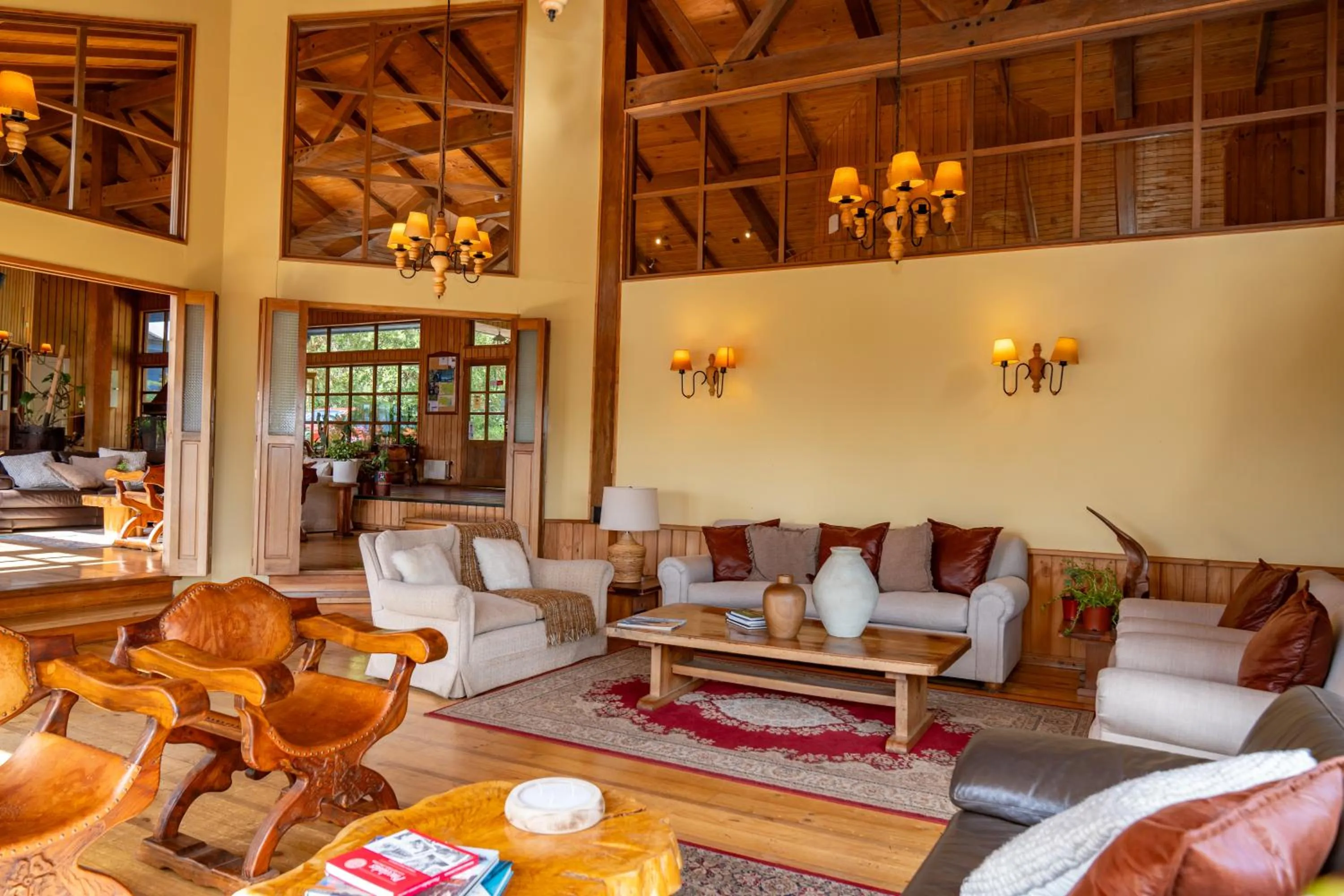 Property building in Hotel Elun, la mejor vista