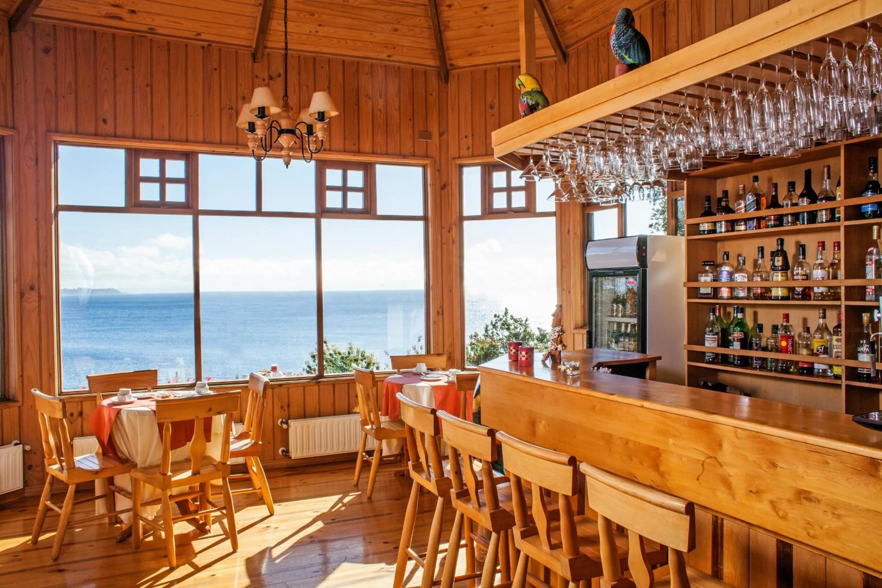 Lounge or bar in Hotel Elun, la mejor vista