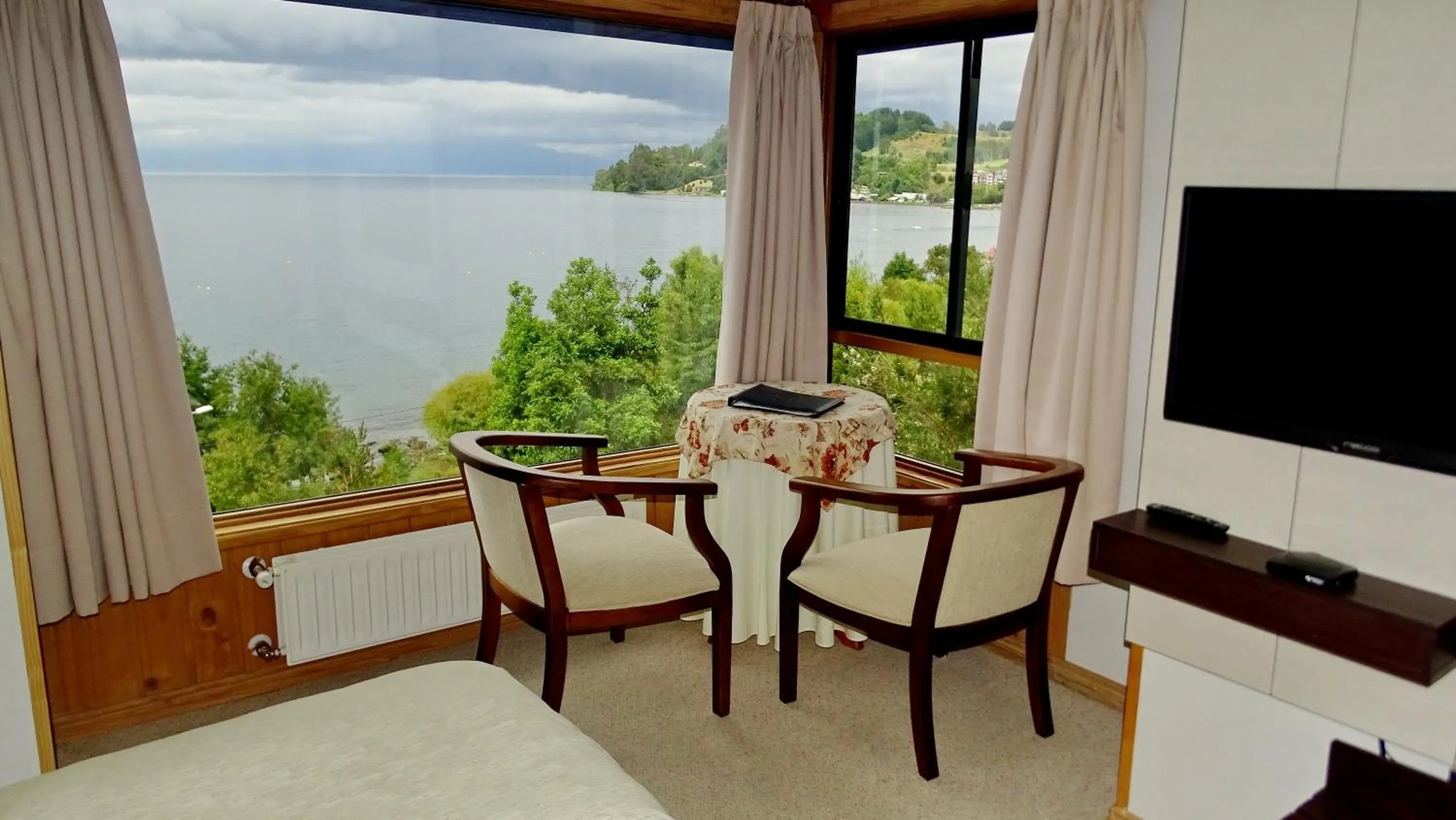 Seating area in Hotel Elun, la mejor vista