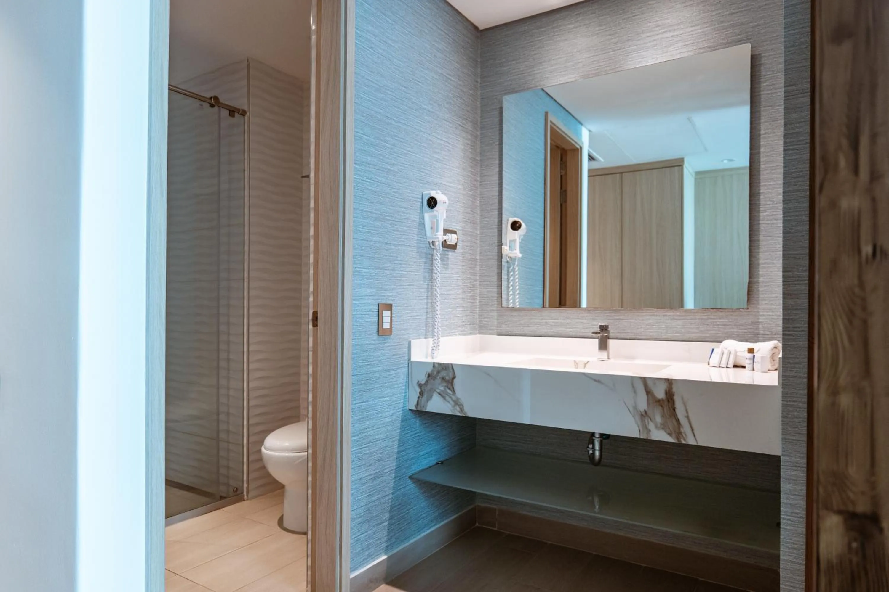 Bathroom in Hotel Arena Blanca by Dorado