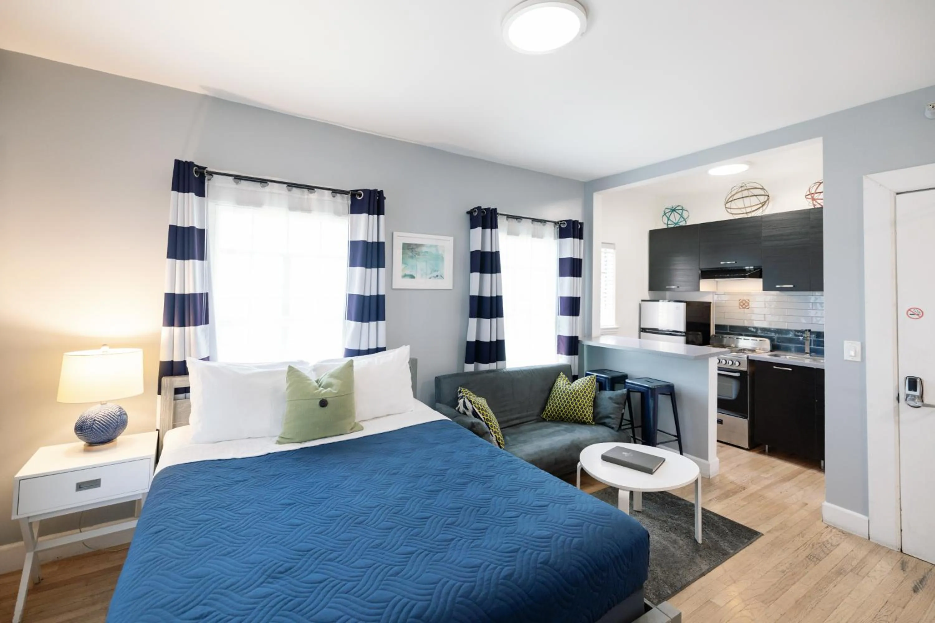 Bed in Broadlind Hotel